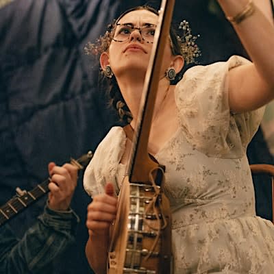 Jodi Jones & Ross Thorn