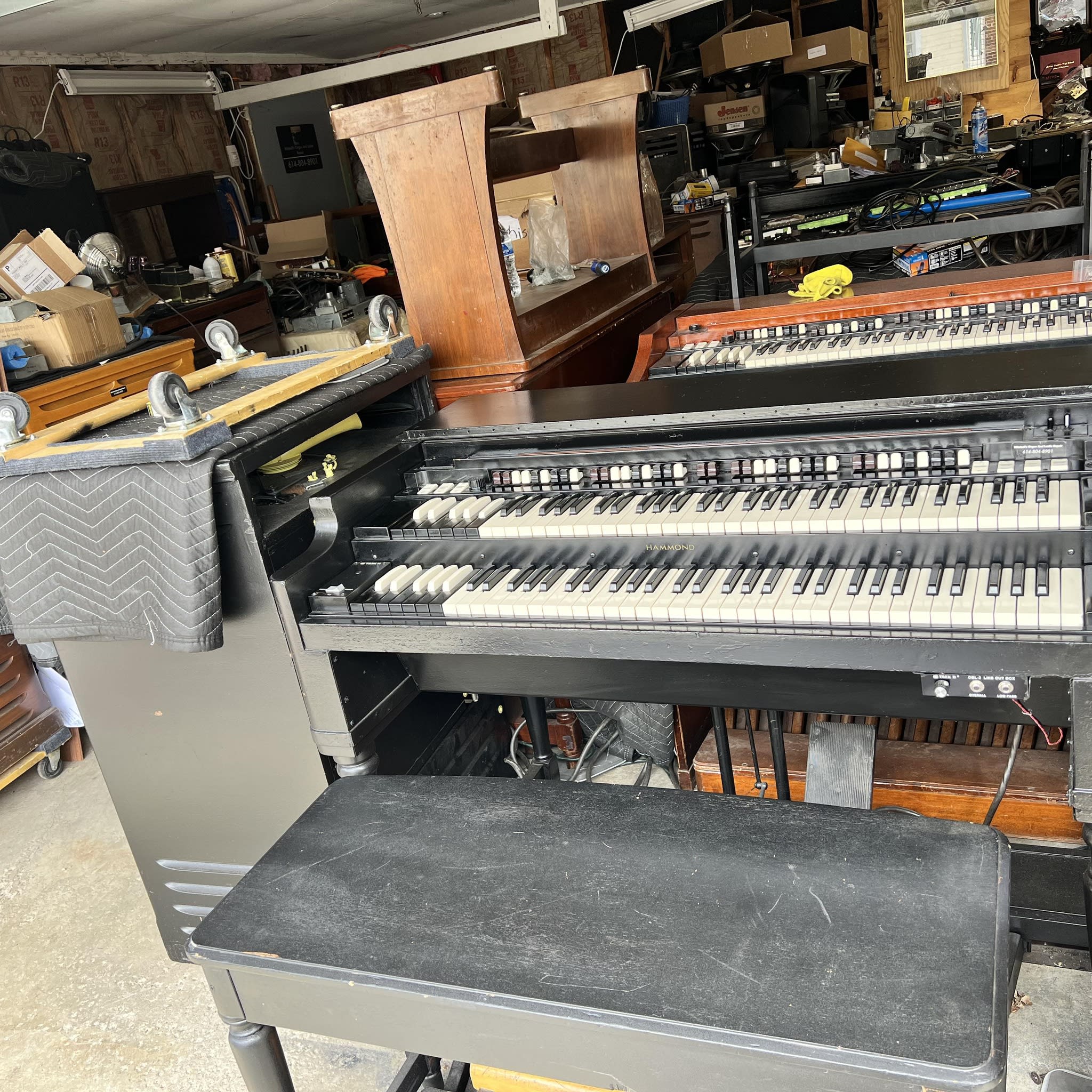 Mitchell's Organ And Leslie Repair