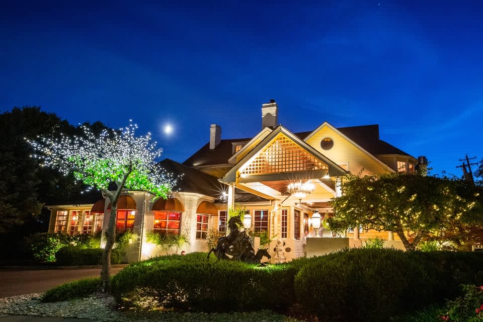 Carlo & Johnny By Jeff Ruby