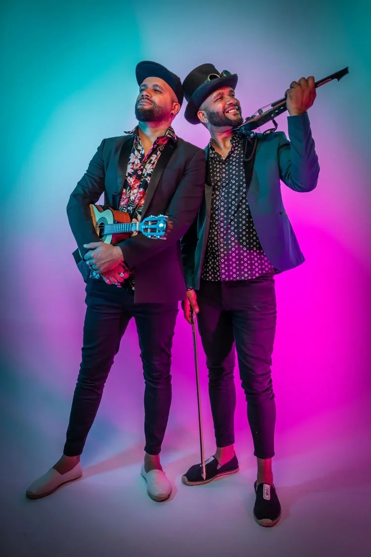 B2wins Stars on Stage Live Performance