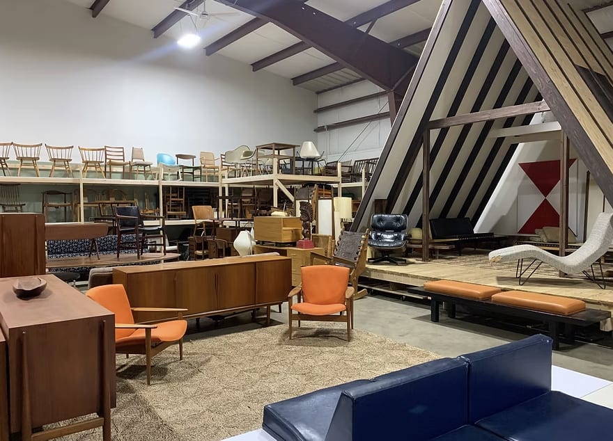 TRYSTCRAFT Vintage Modern Design