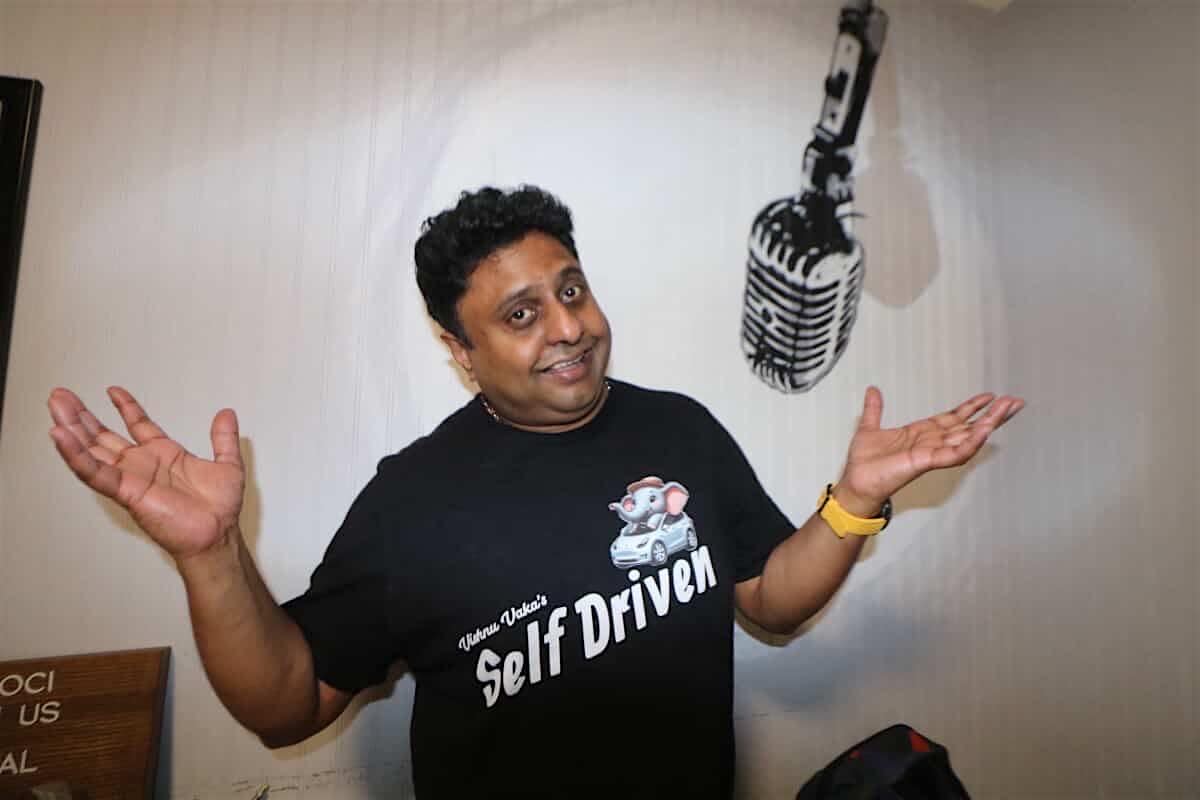 Vishnu Vaka LIVE @ The Attic Comedy Club!