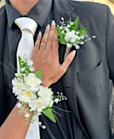 Skill Build: Corsages and Boutonniere's