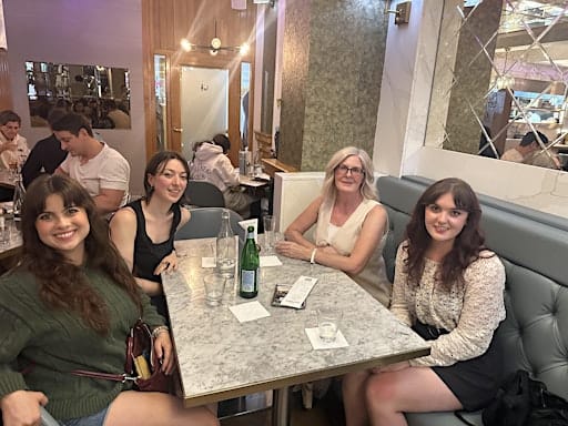 Foodies + New Friends: Calumet Park | Dinner with New Friends