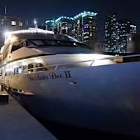 Juke Vs Hip Hop Yacht Party  (3 Levels) Chicago