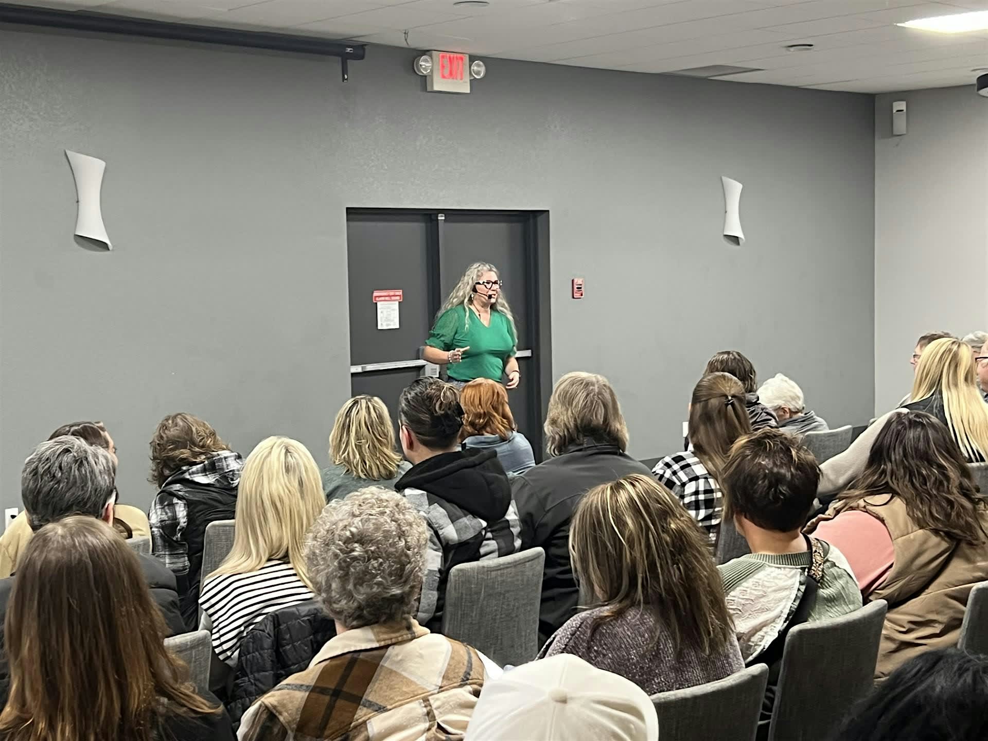 Detroit Lakes MN,  Mediumship Gallery w/ Tania Rae  ONLY 60 SEATS!!!