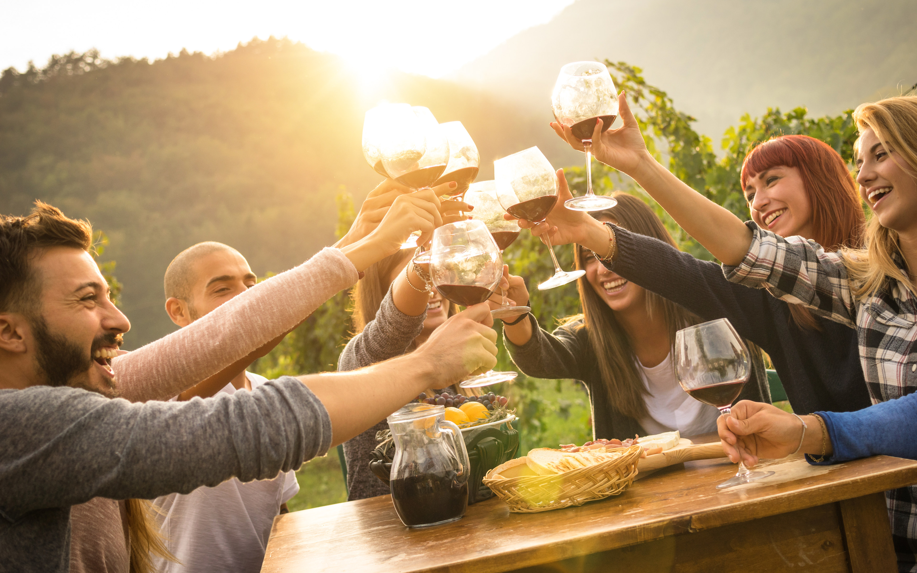 Discover Entertainment