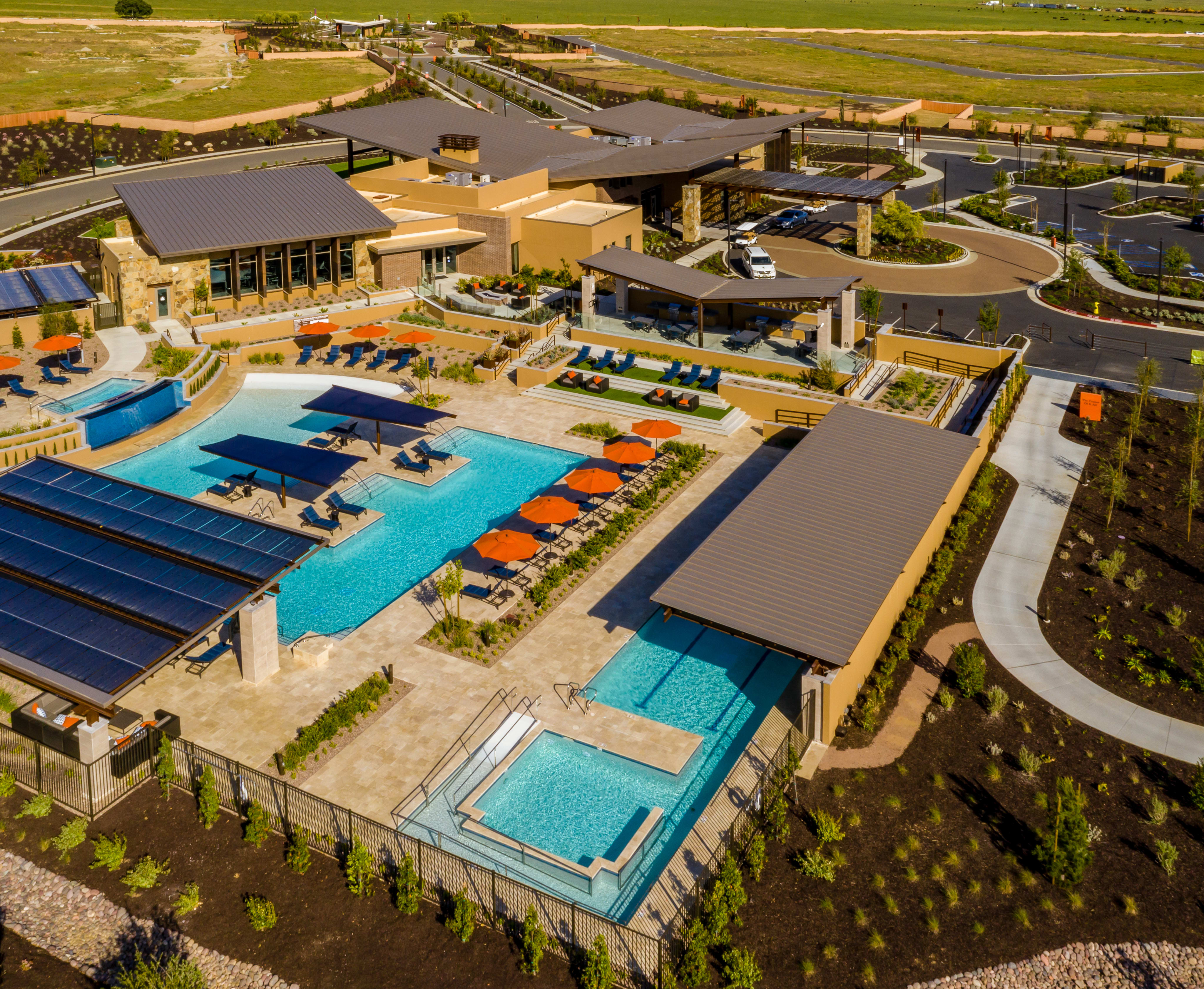Around Altis Beaumont you’ll experience life more – pools, playscapes, and trails inviting connection for all residents
