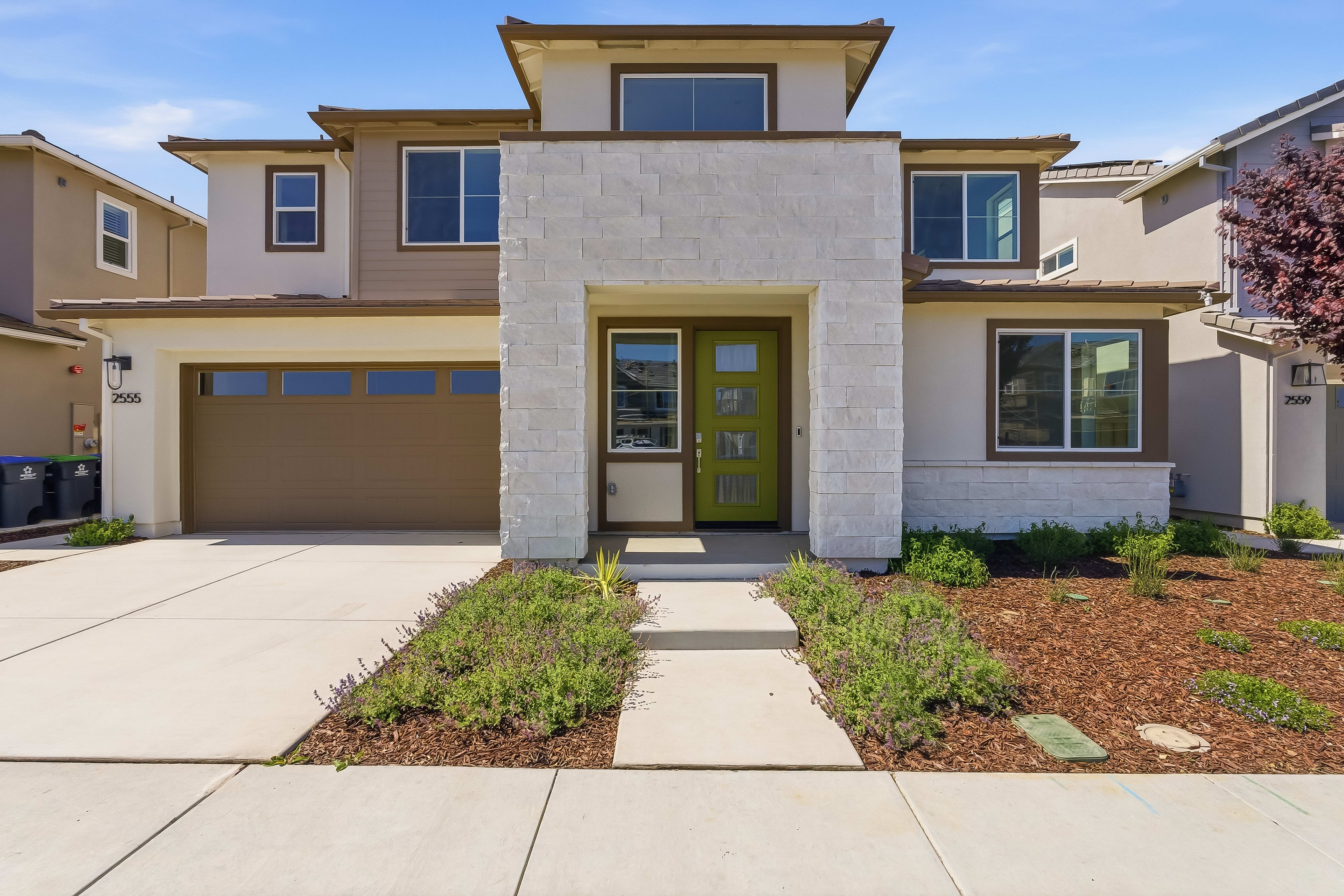 2555 Lavender Place