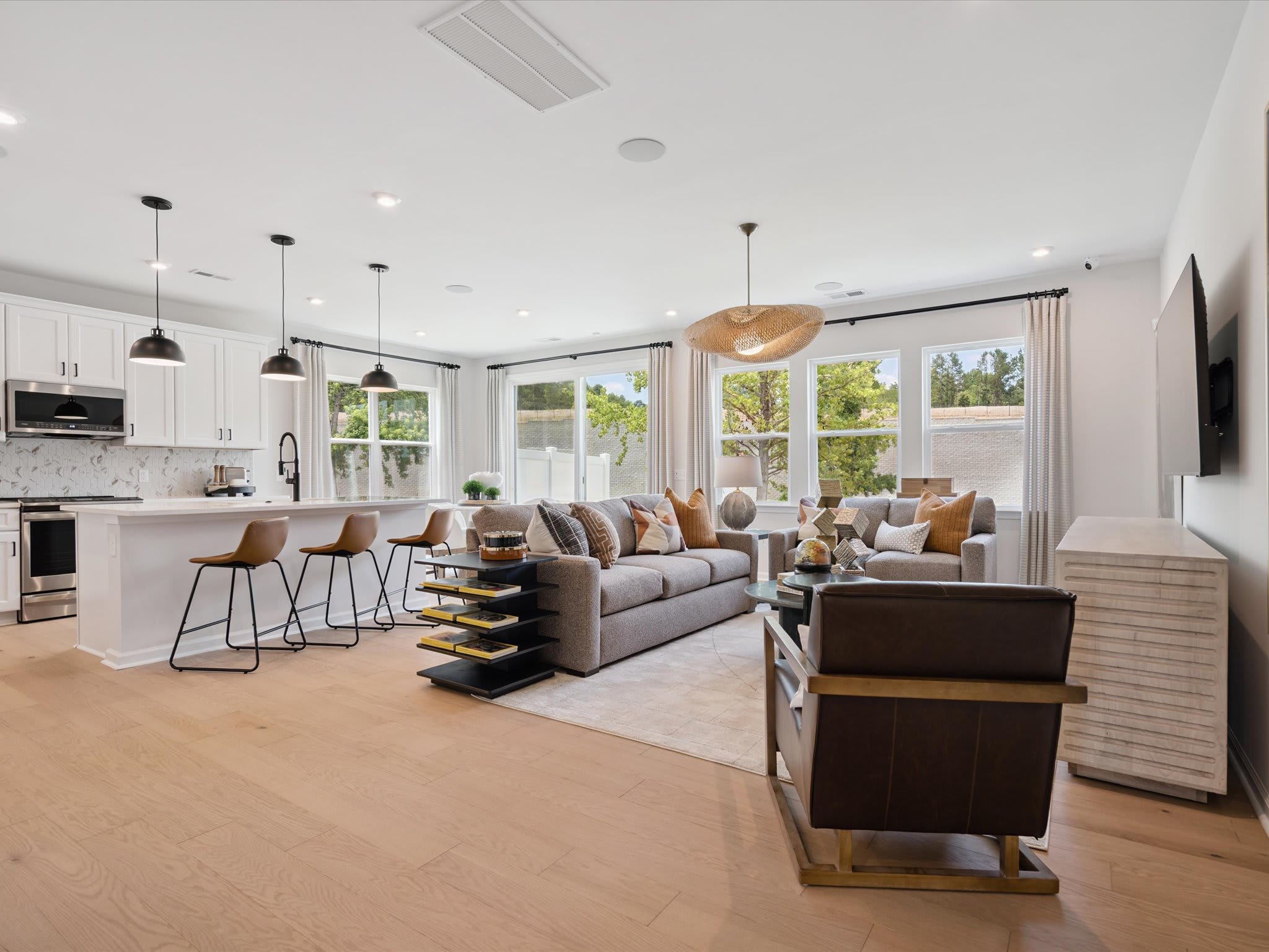 711 Bowery Place