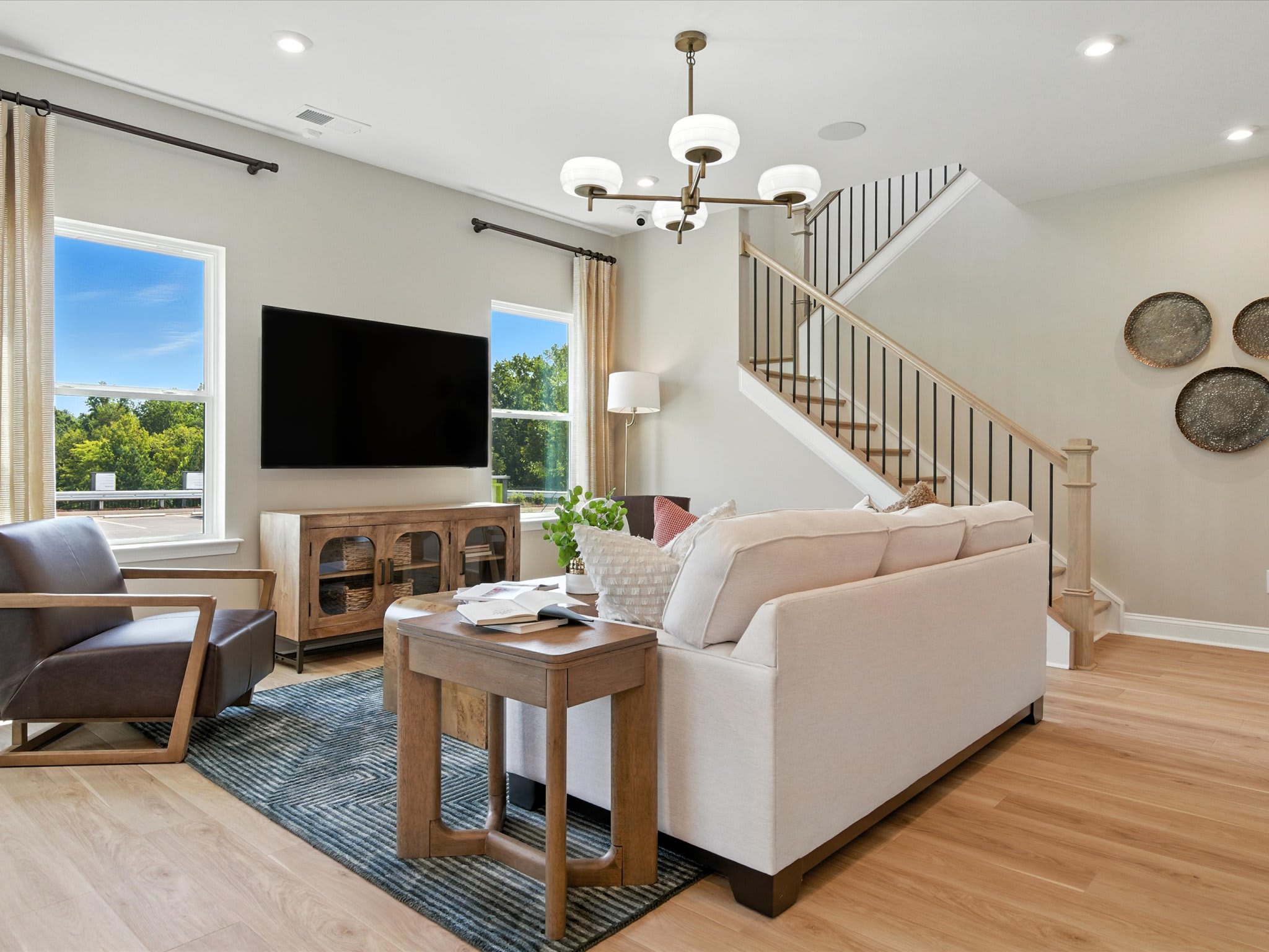 8328 Discovery Lane
