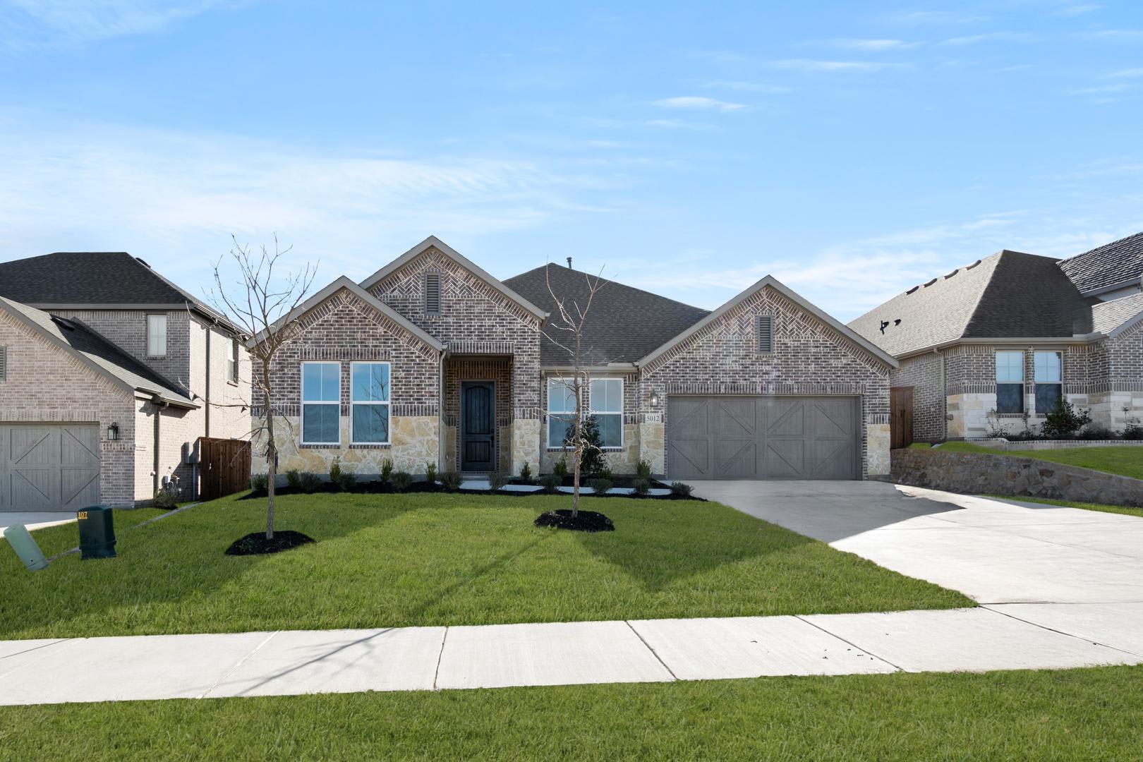 5012 Hillside Green Trail
