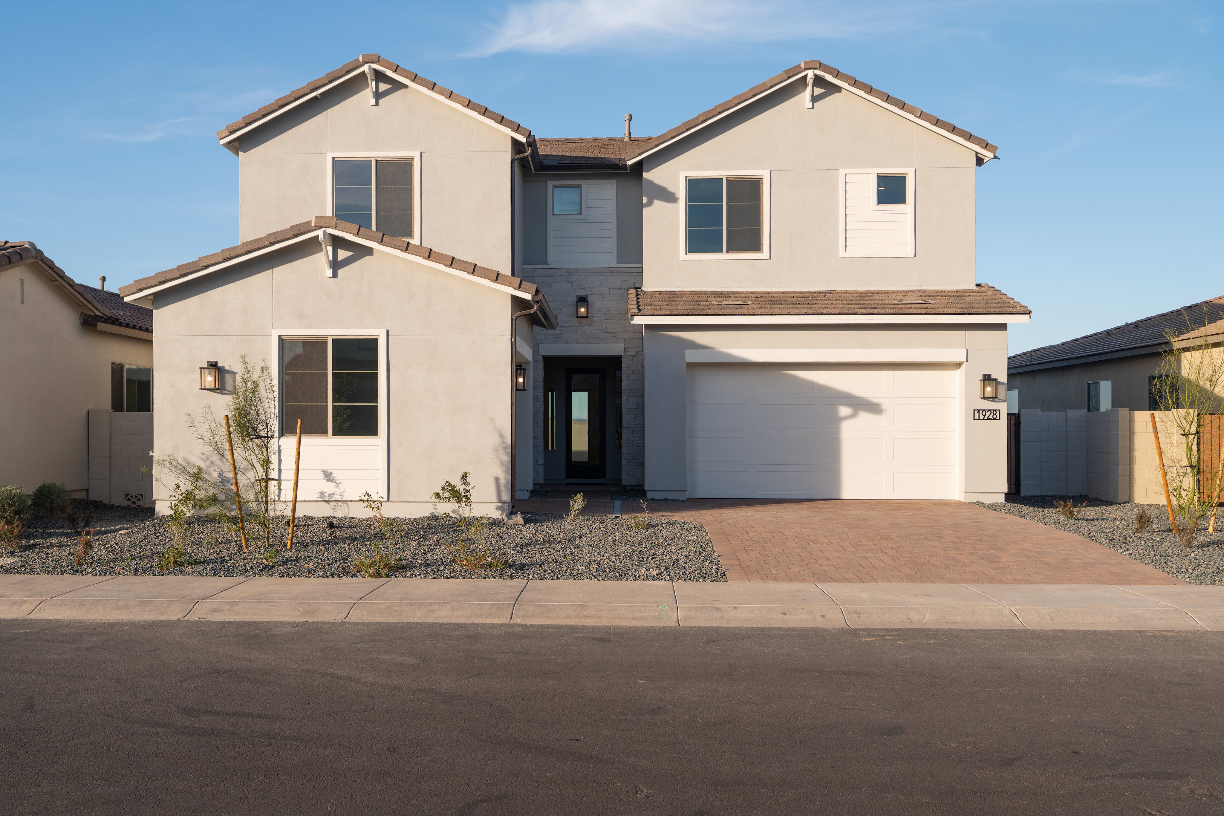 1928 E Empeltre Rd