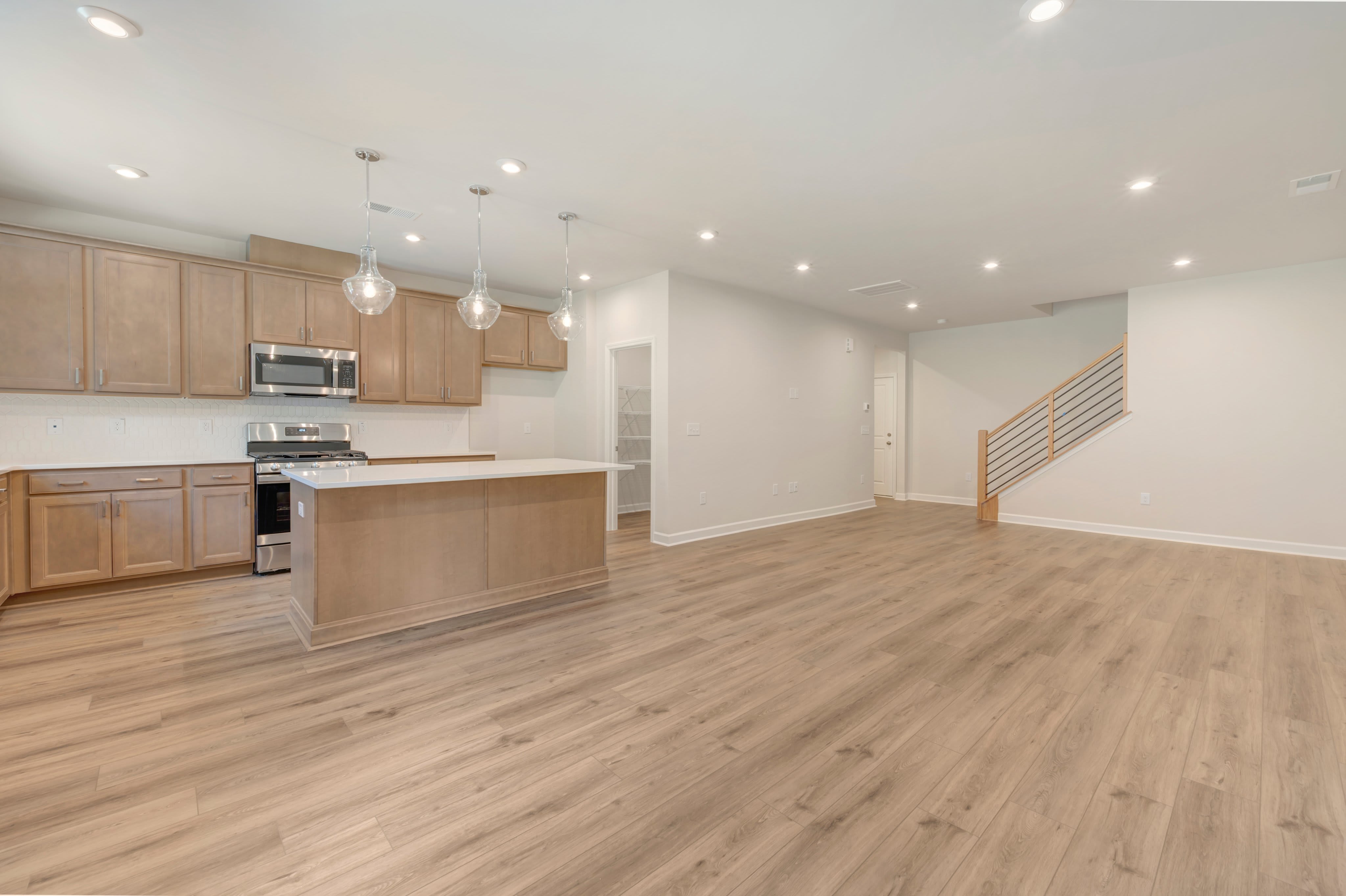207 Solaire Alley