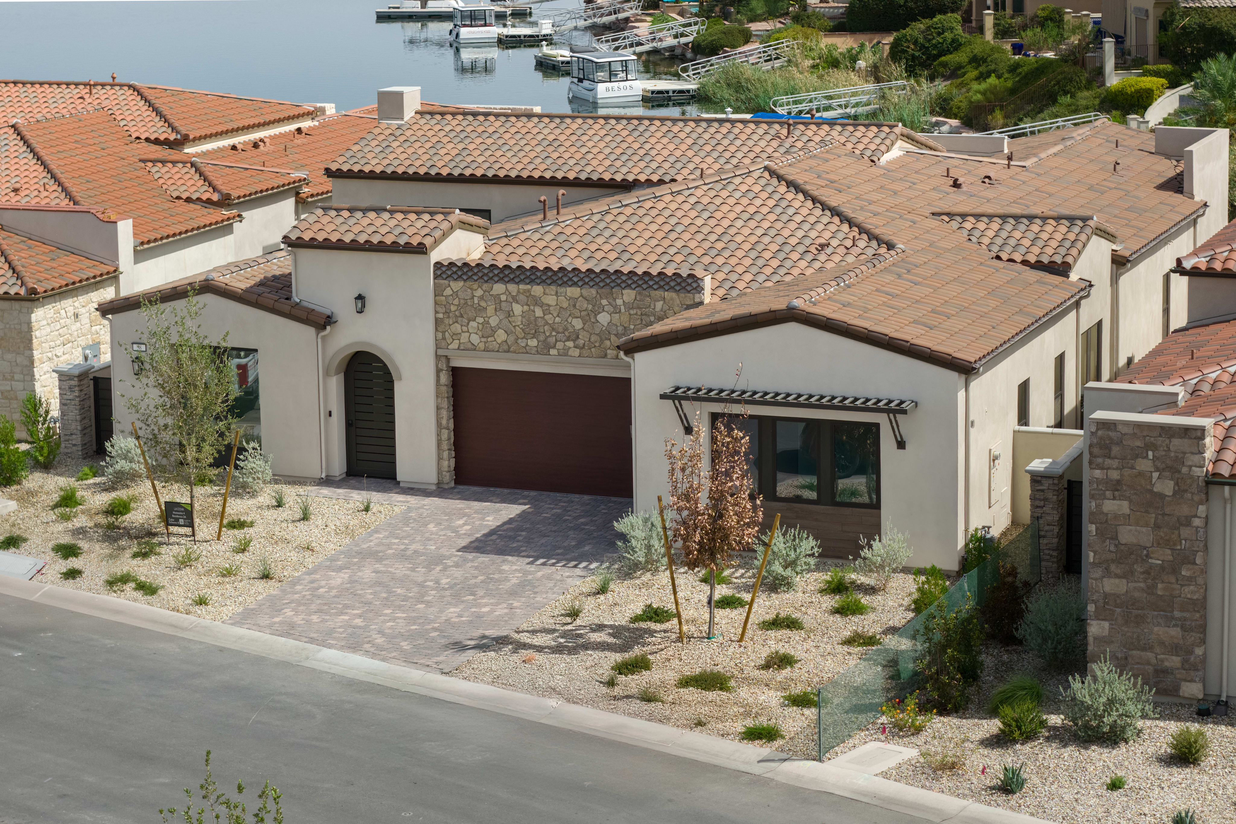 58 Bellissima Lago Court