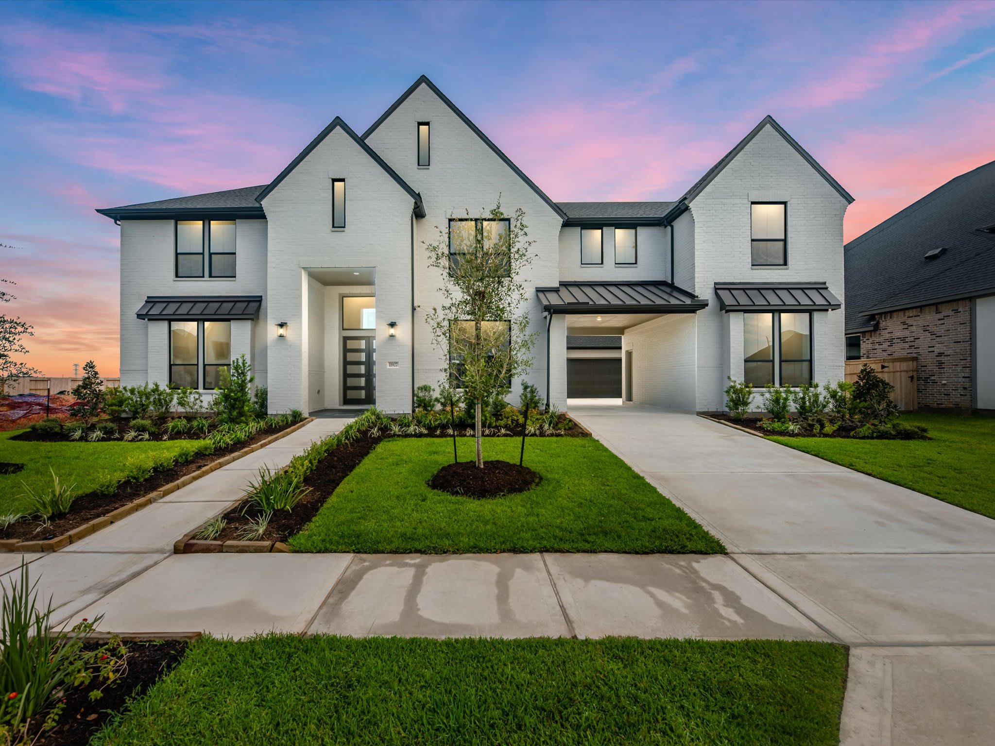 11927 Golden Cove