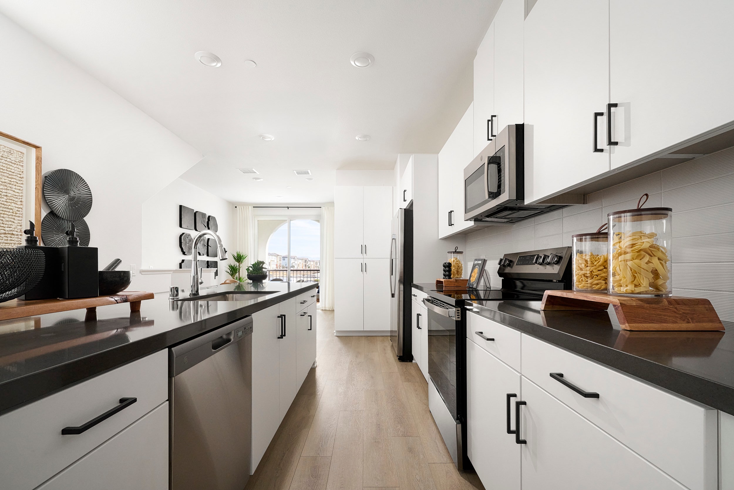 Home image 1