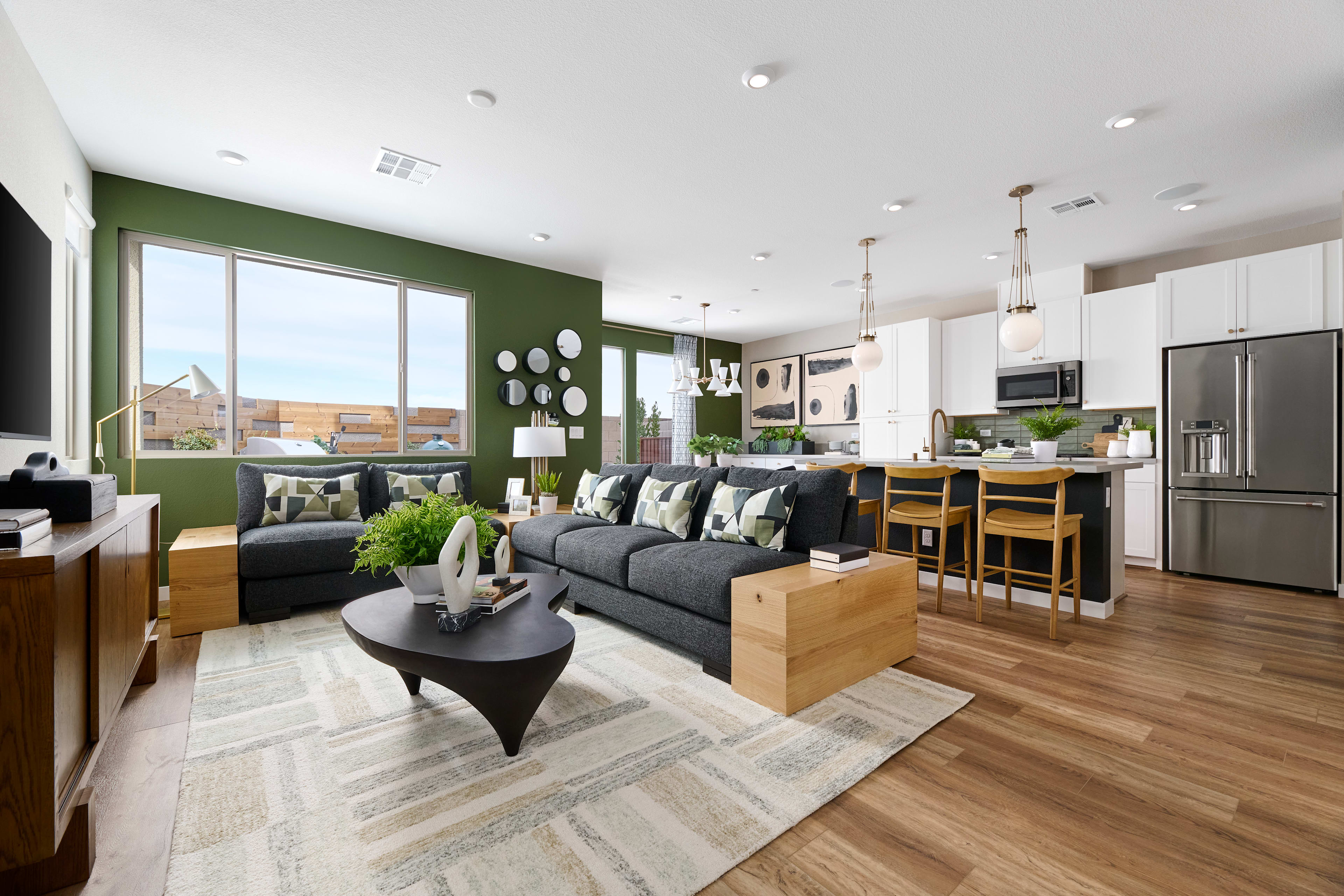 Home image 4