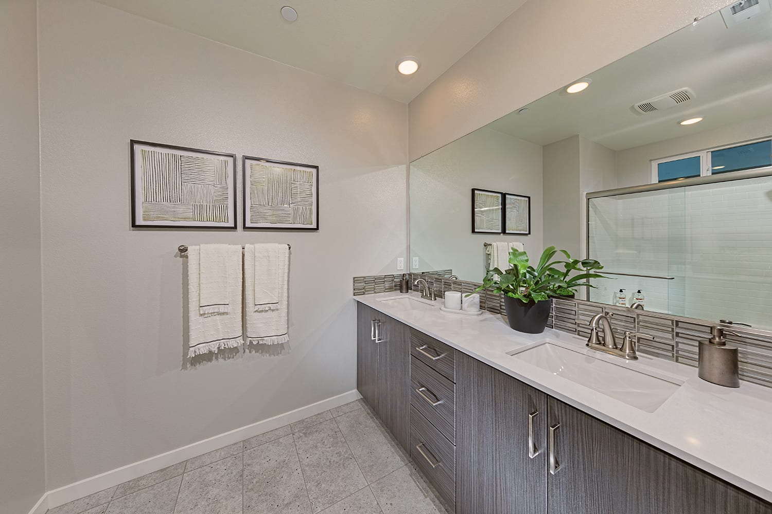 Home image 4