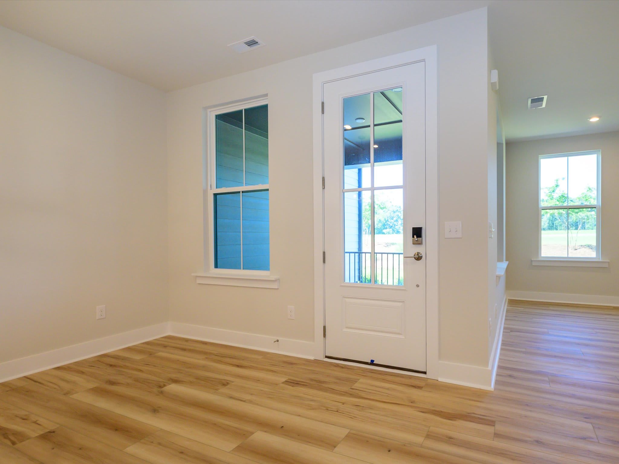 Home image 4
