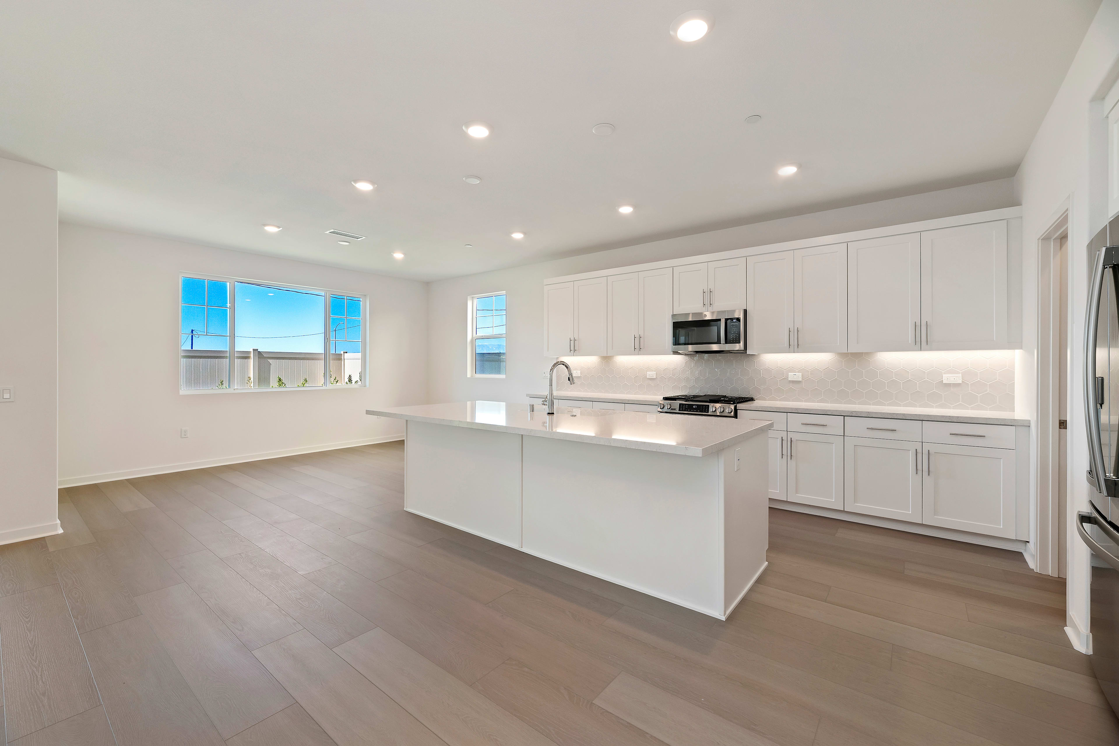 Home image 3