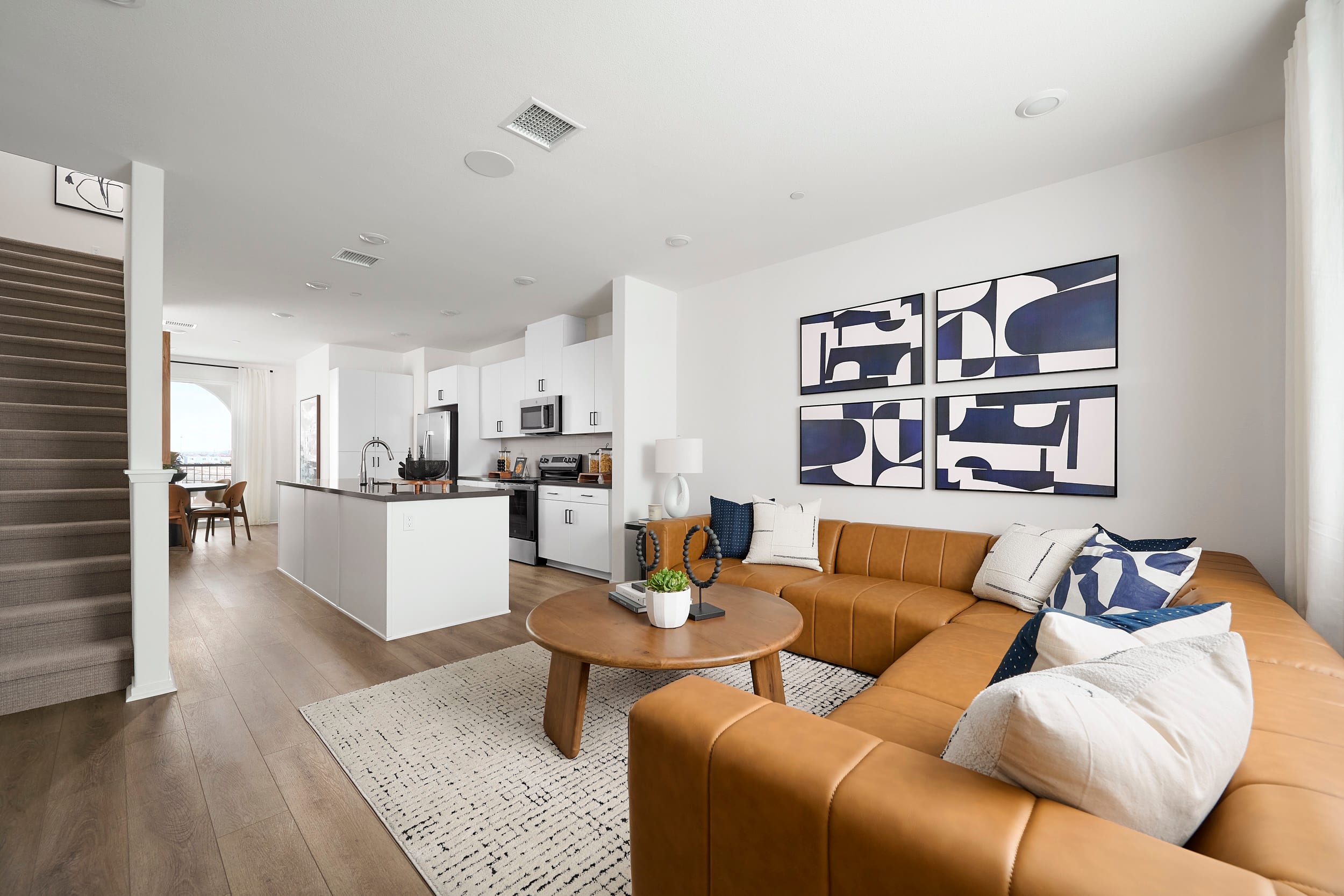 Home image 4