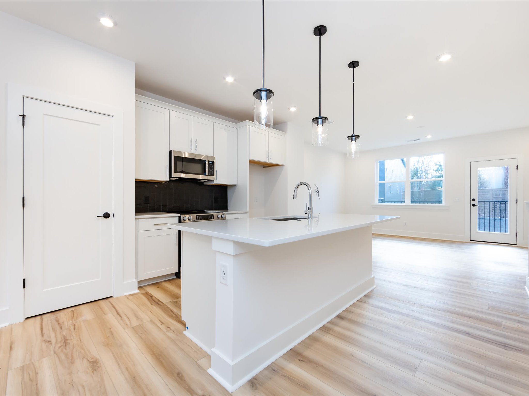 Home image 1