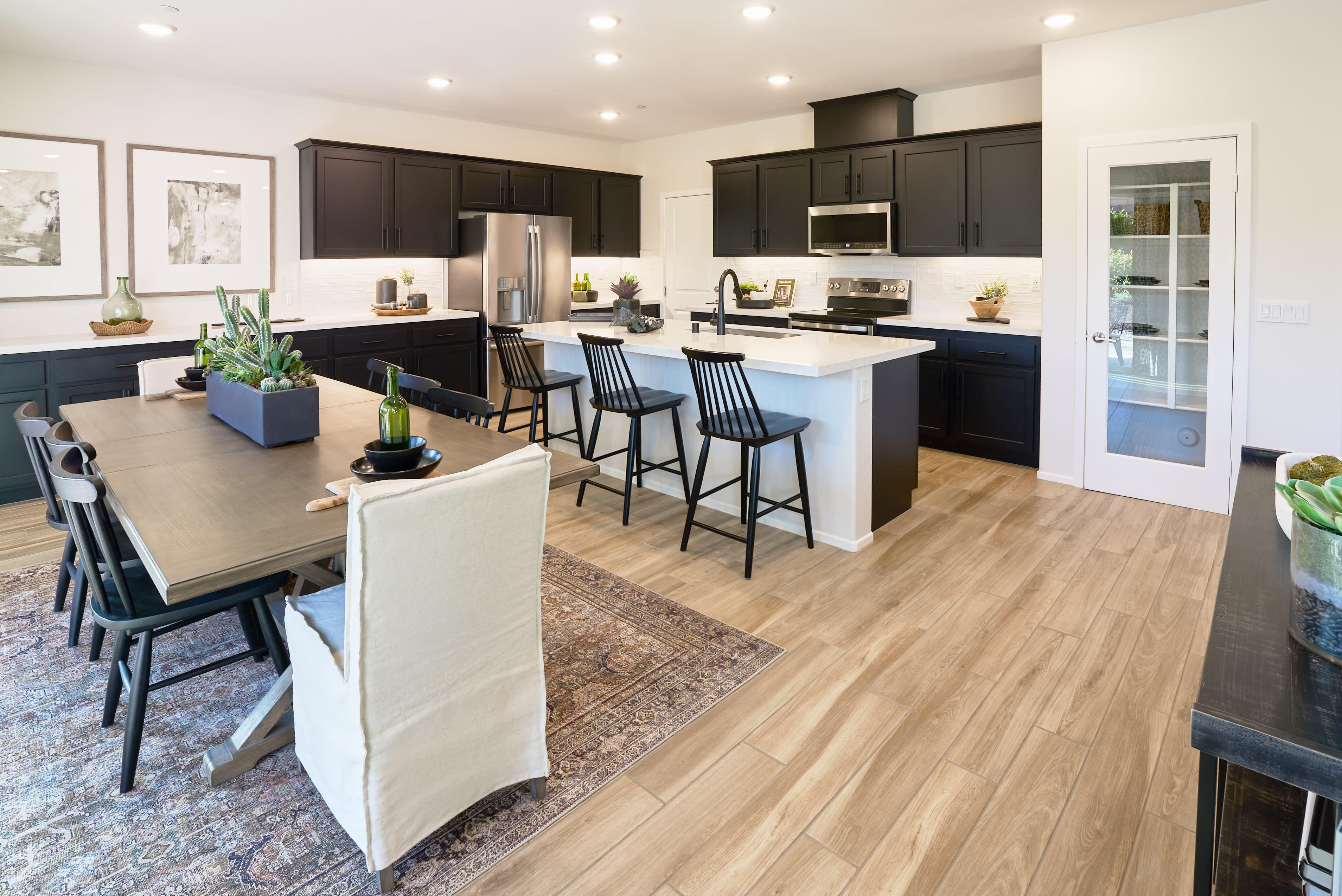 5523 Mahonia Court home image 4