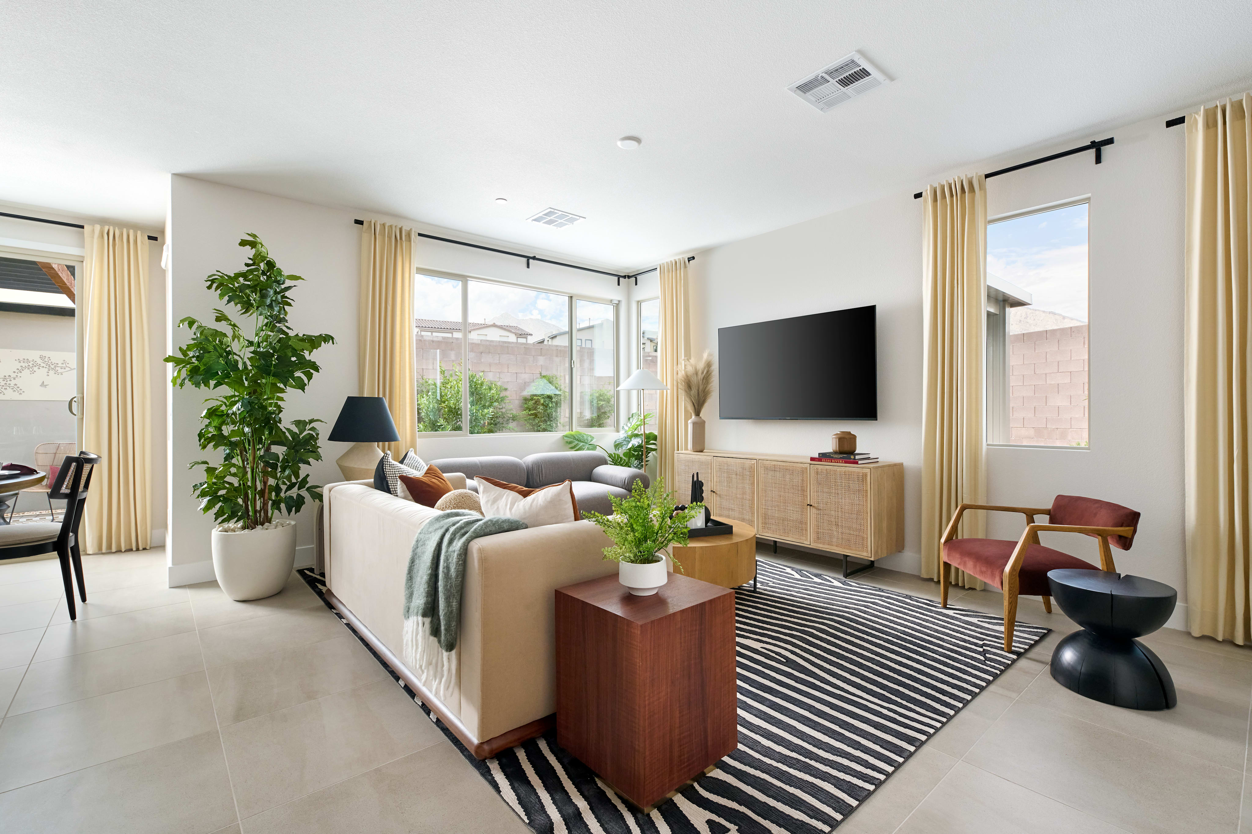 Home image 4