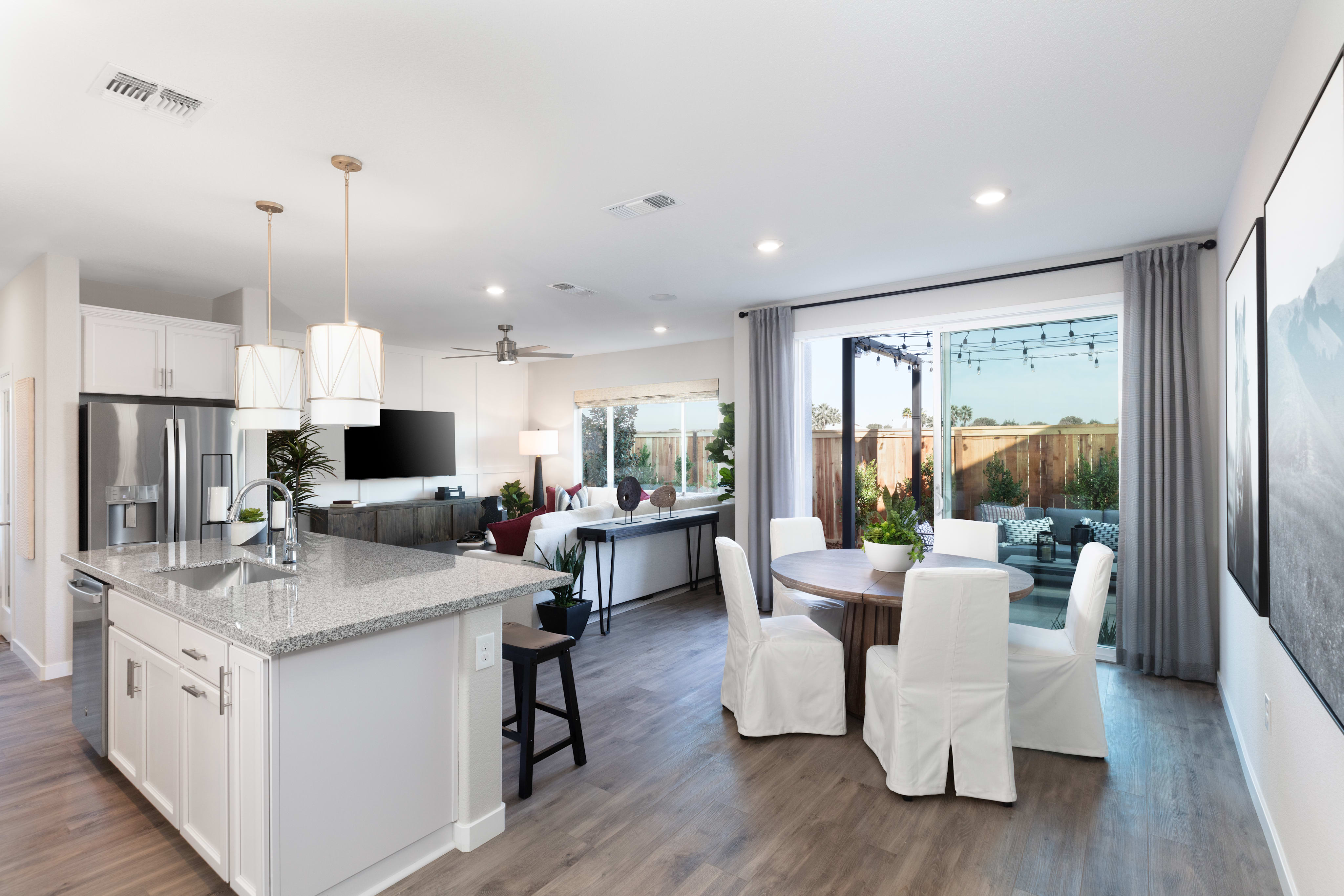 341 Shiplap Cir home image 4