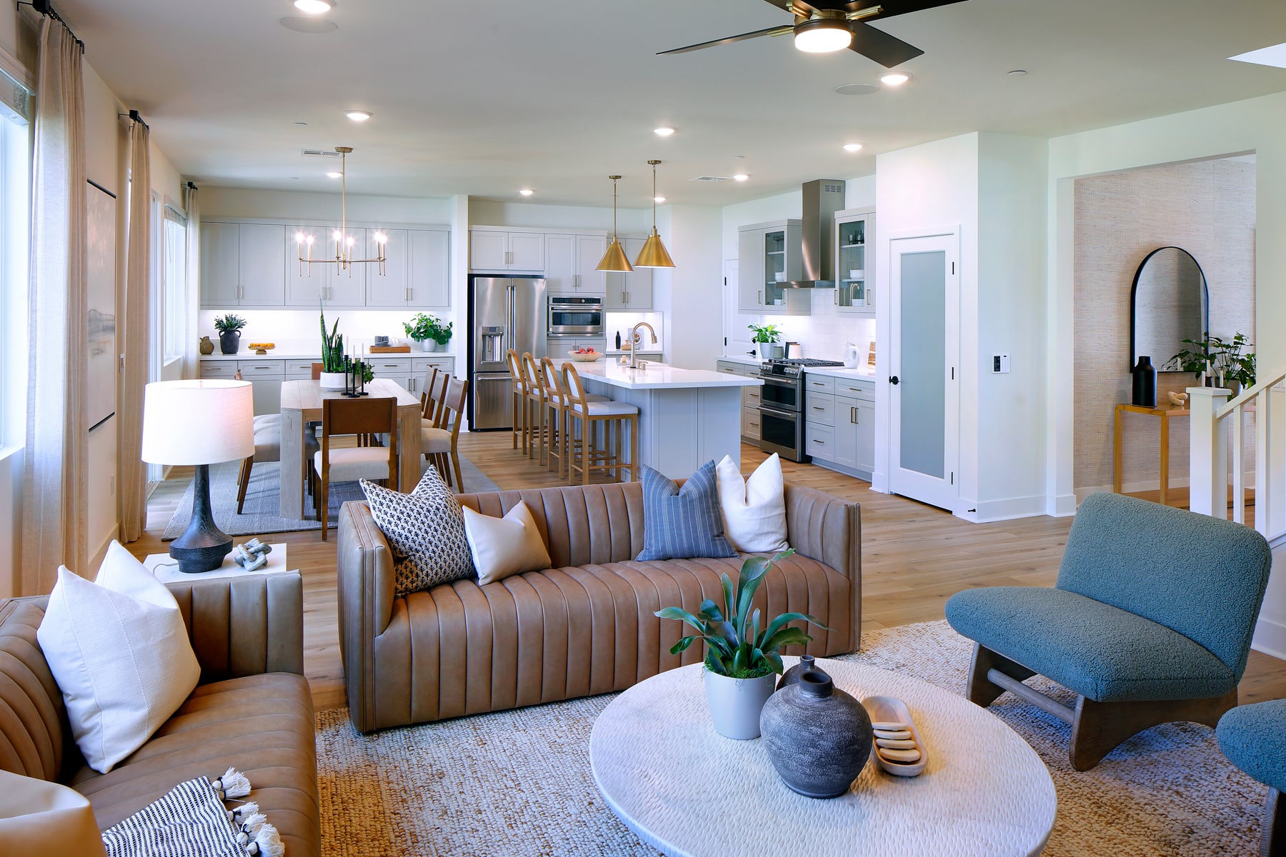 Home image 3