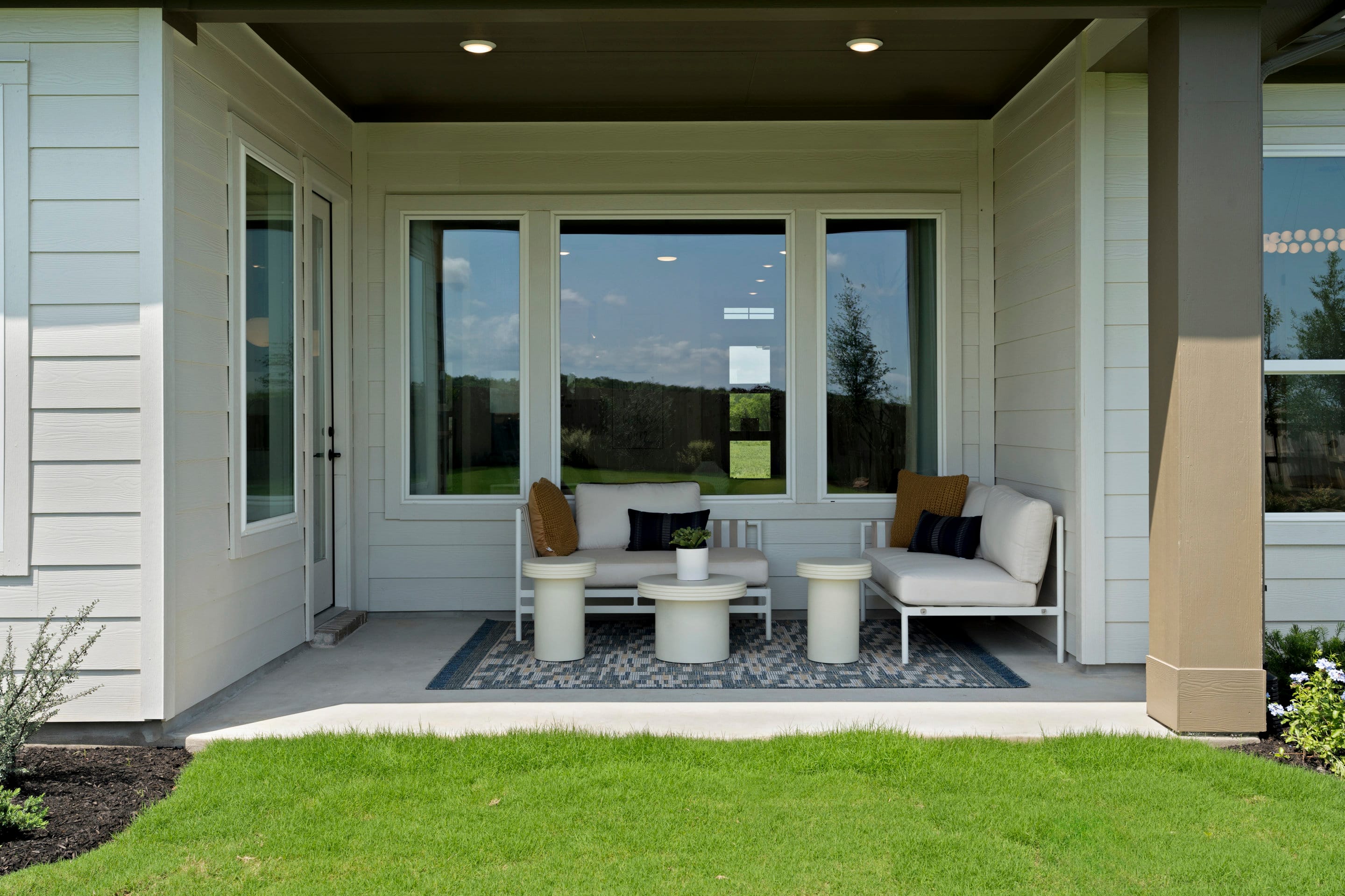 Home image 4