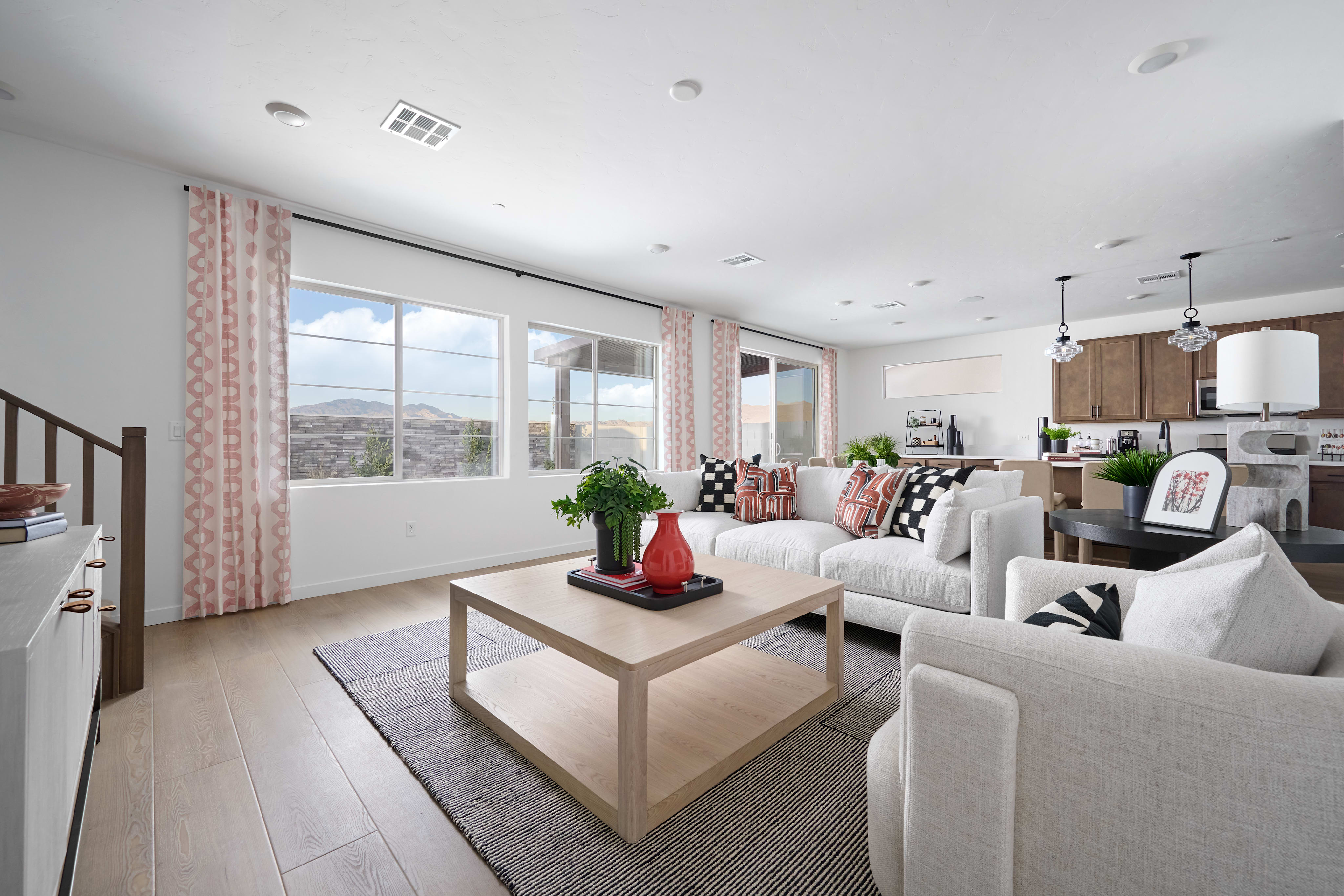 Home image 4