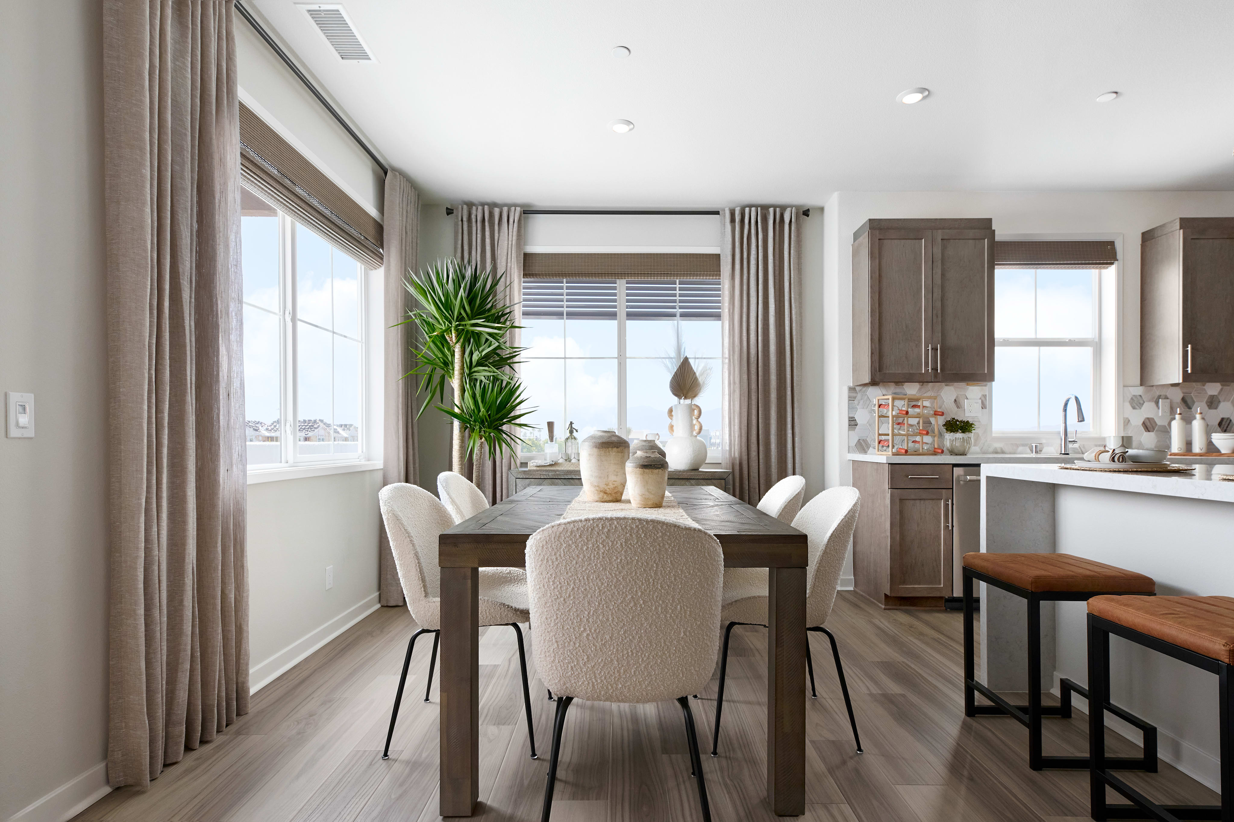 Home image 4