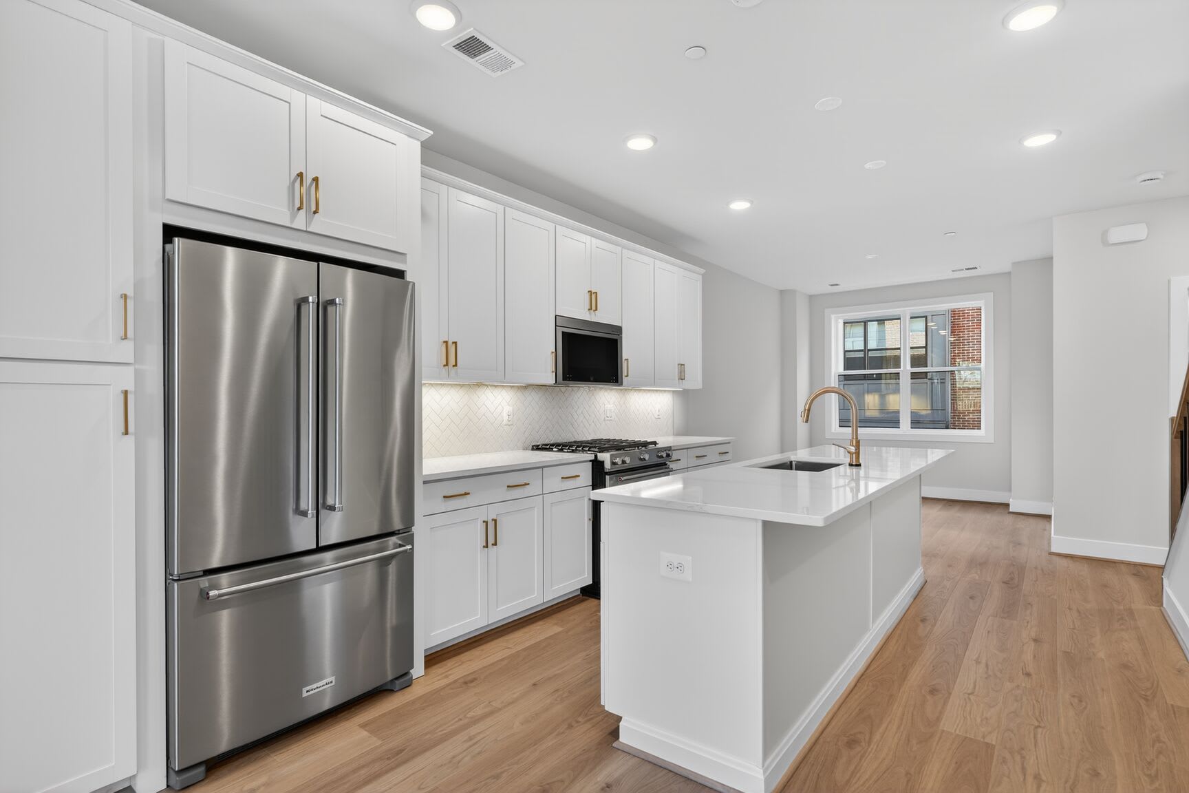 Home image 3