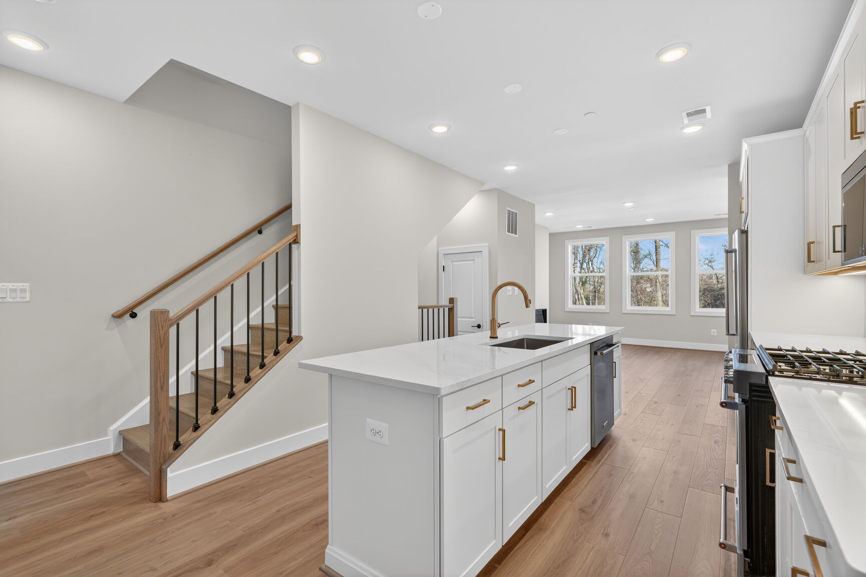 Home image 4