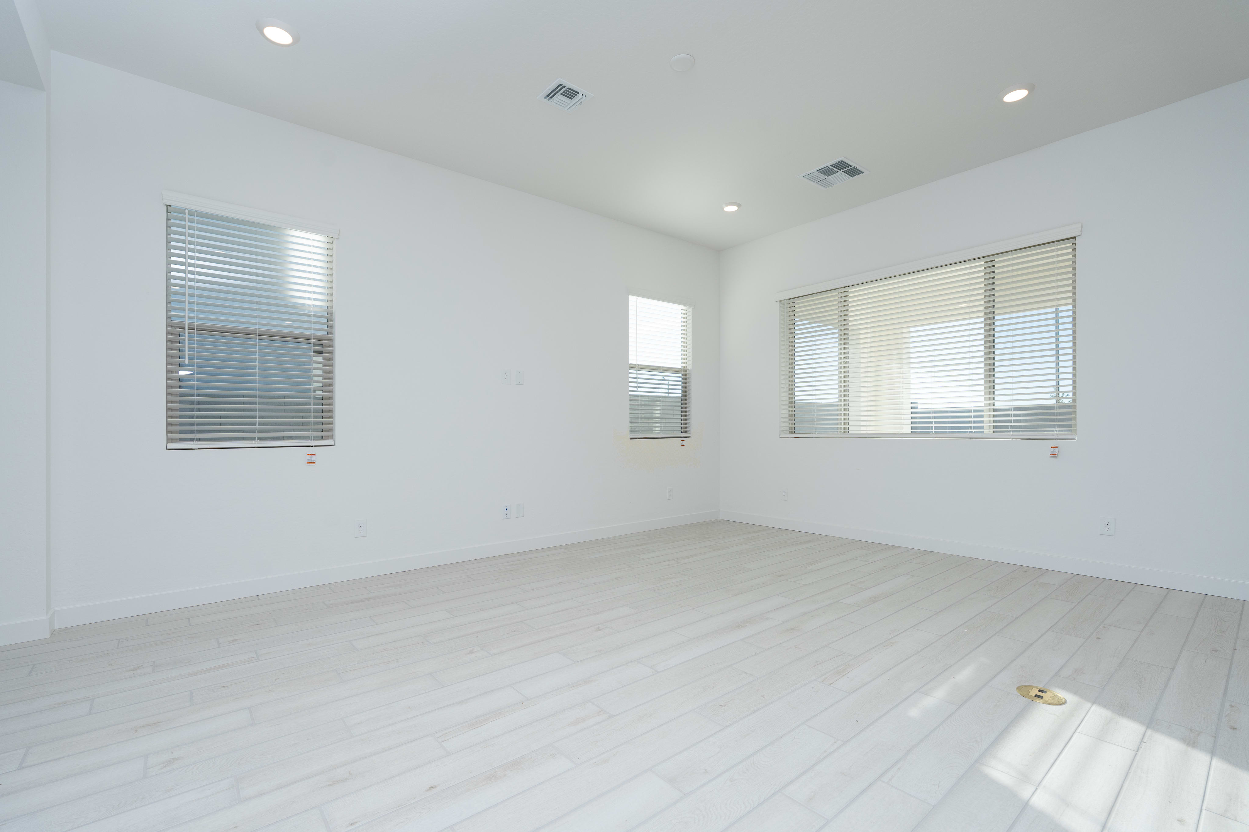 Home image 4