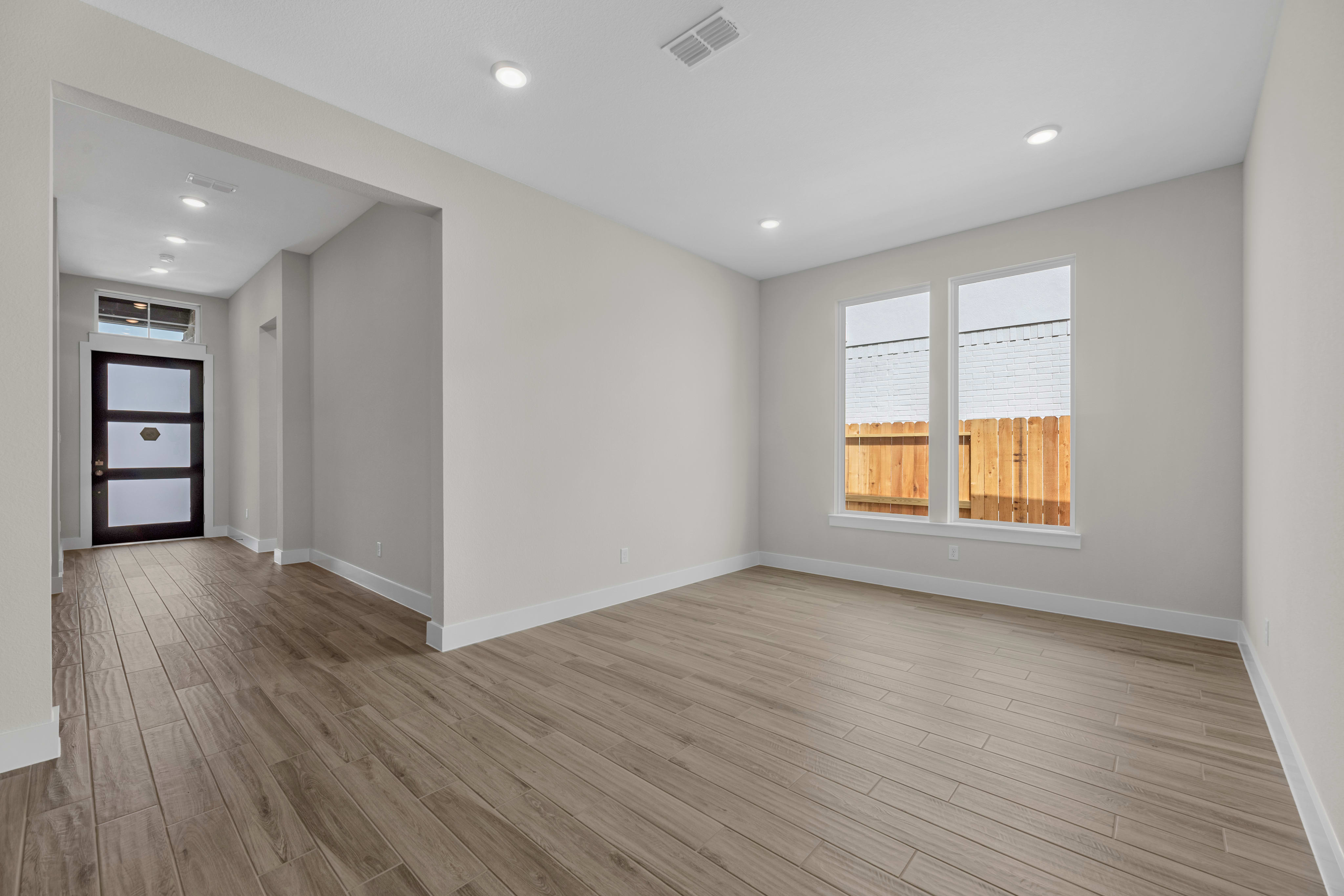 Home image 3