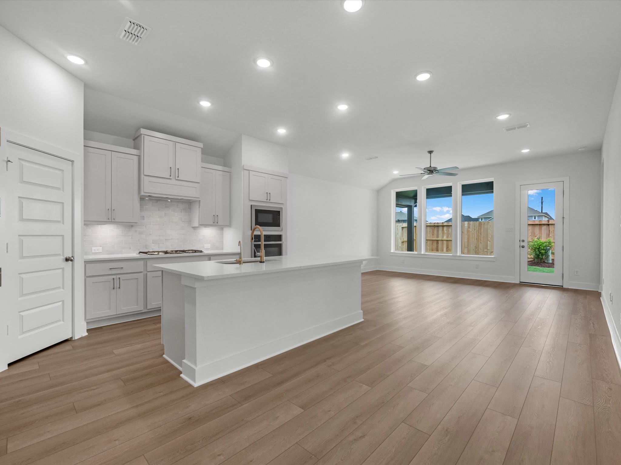 Home image 3