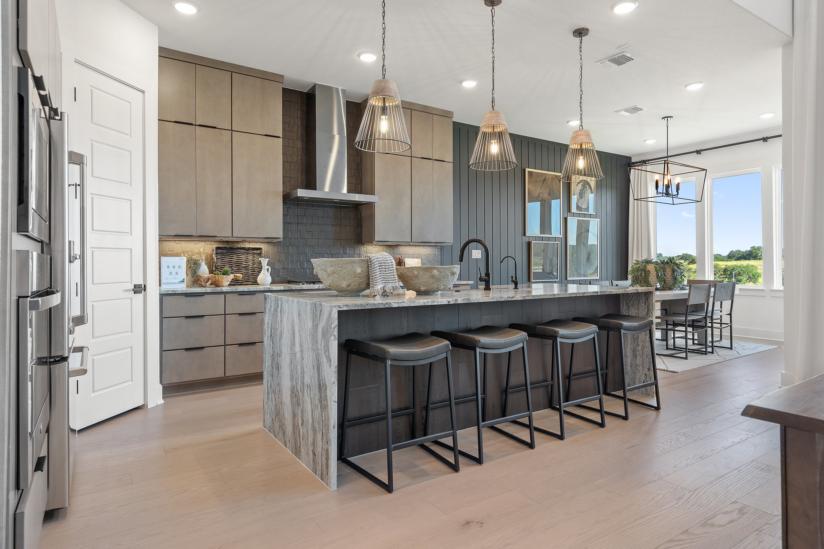 Move Into More Savings at Lariat