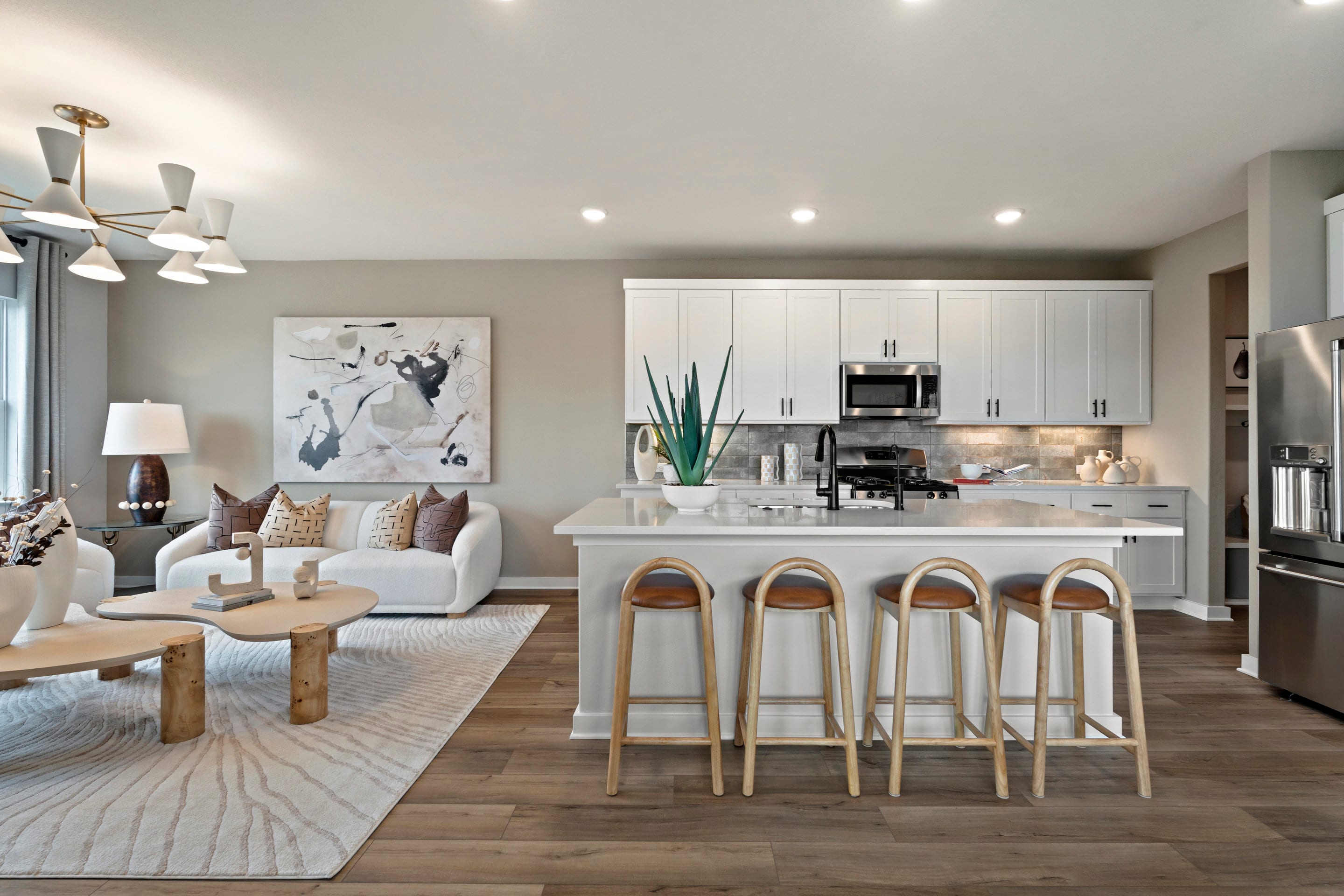 Move Into More Savings at Park Central