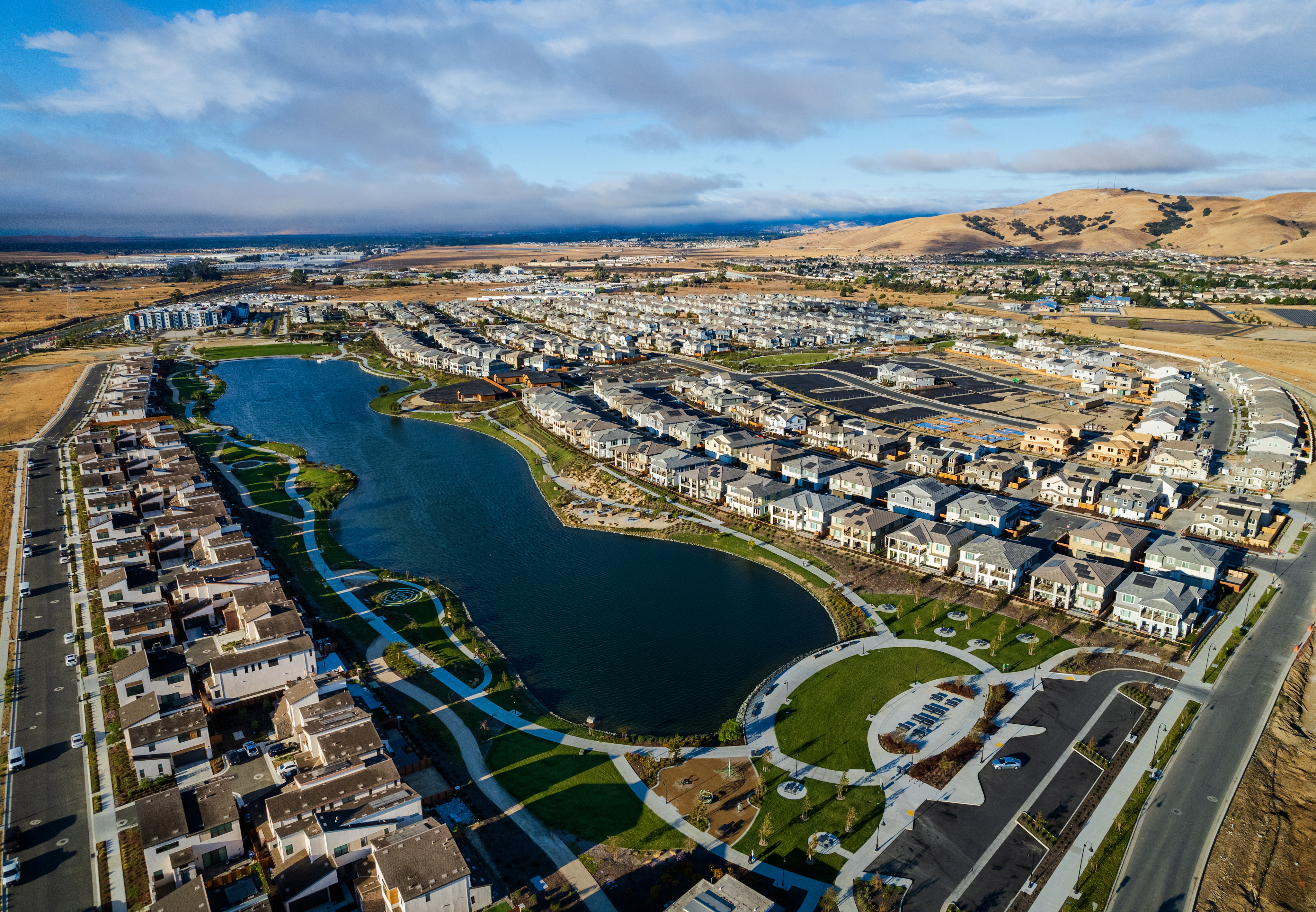 Interested in Living in Swirl at One Lake? 