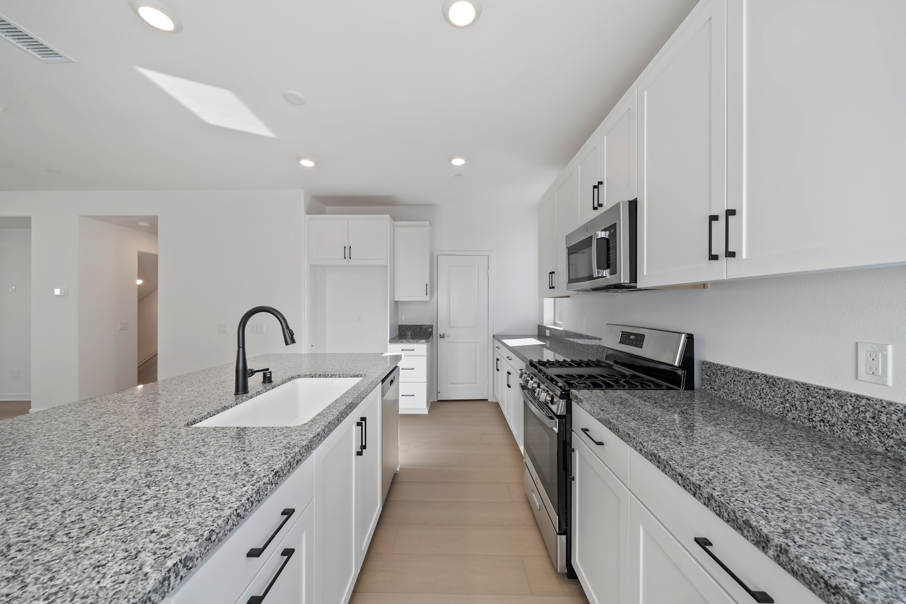 2561 Sprout Lane, #101