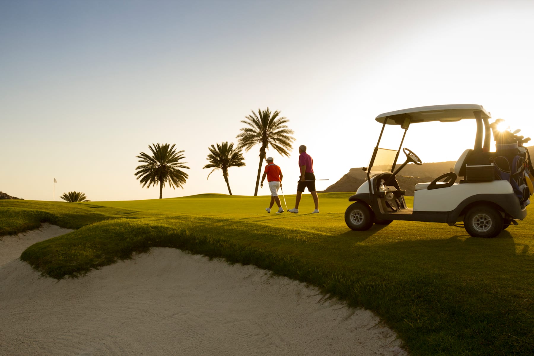Meet friends, tee off, and enjoy Las Vegas’ premier golf courses—scenic fairways, stunning views, and unforgettable clubhouse experiences.