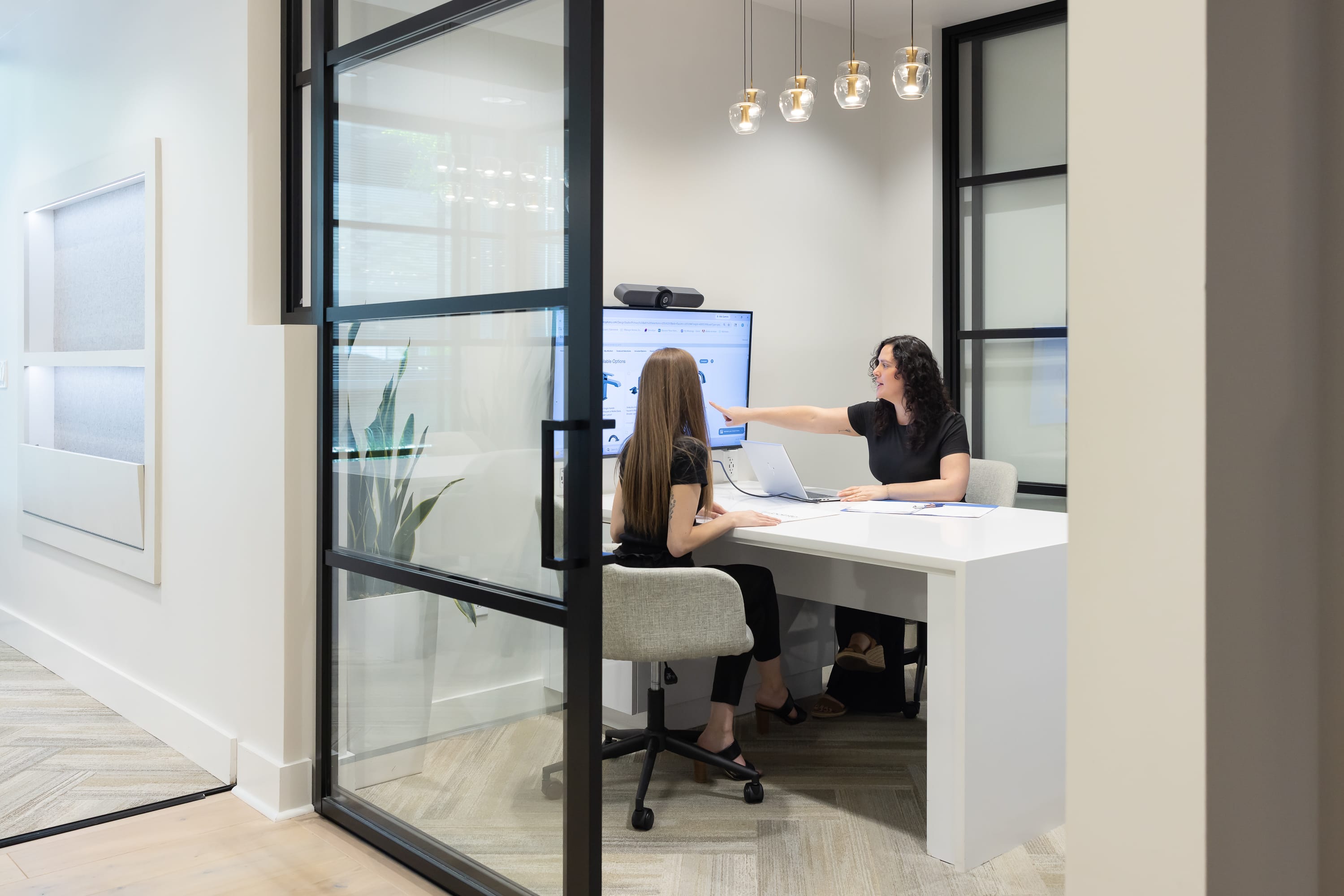 Charlotte - Design Studio - co-create rooms