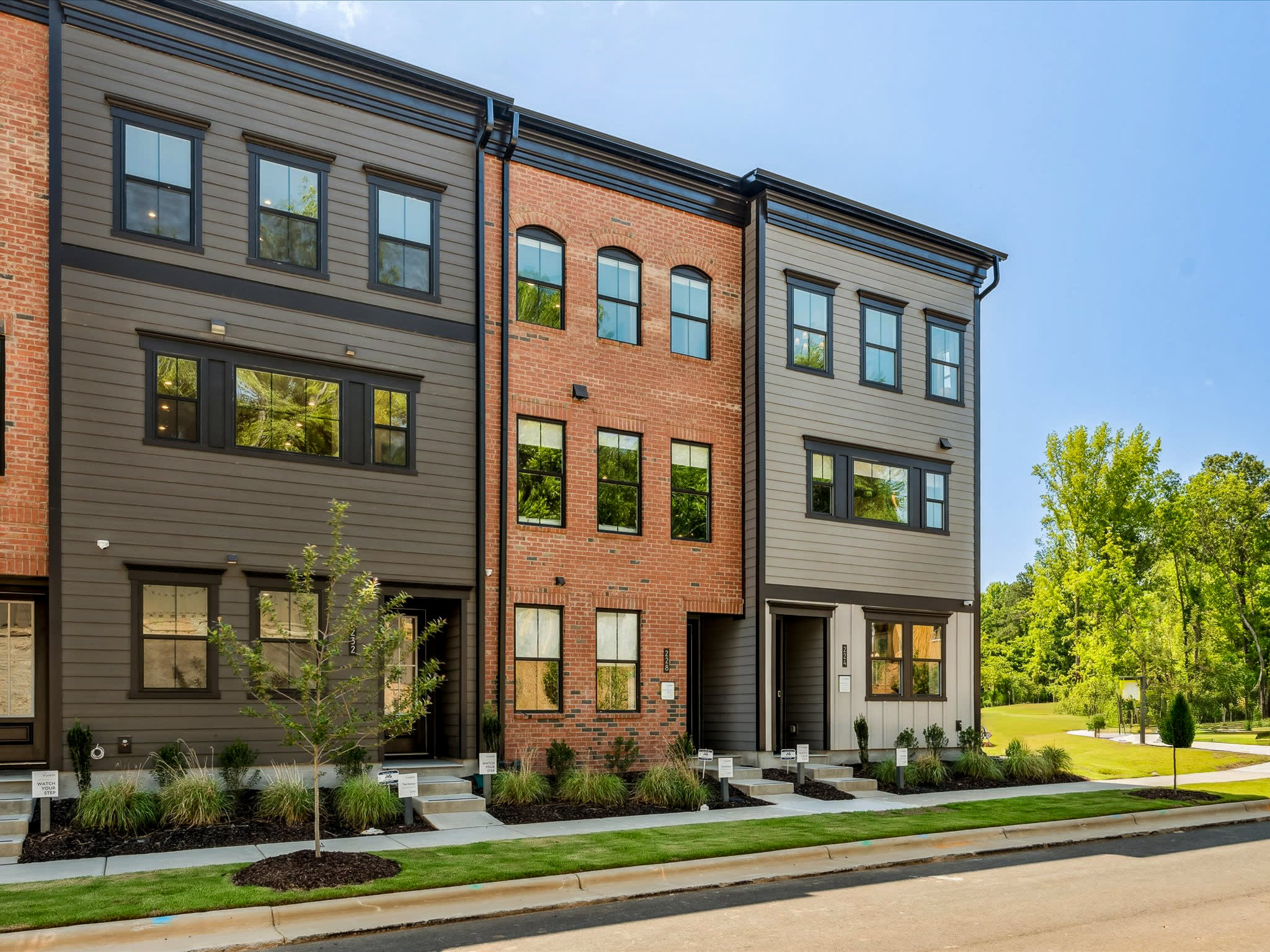 VILLAGE GREEN ALZHEIMER'S CARE HOME LLC photo 1