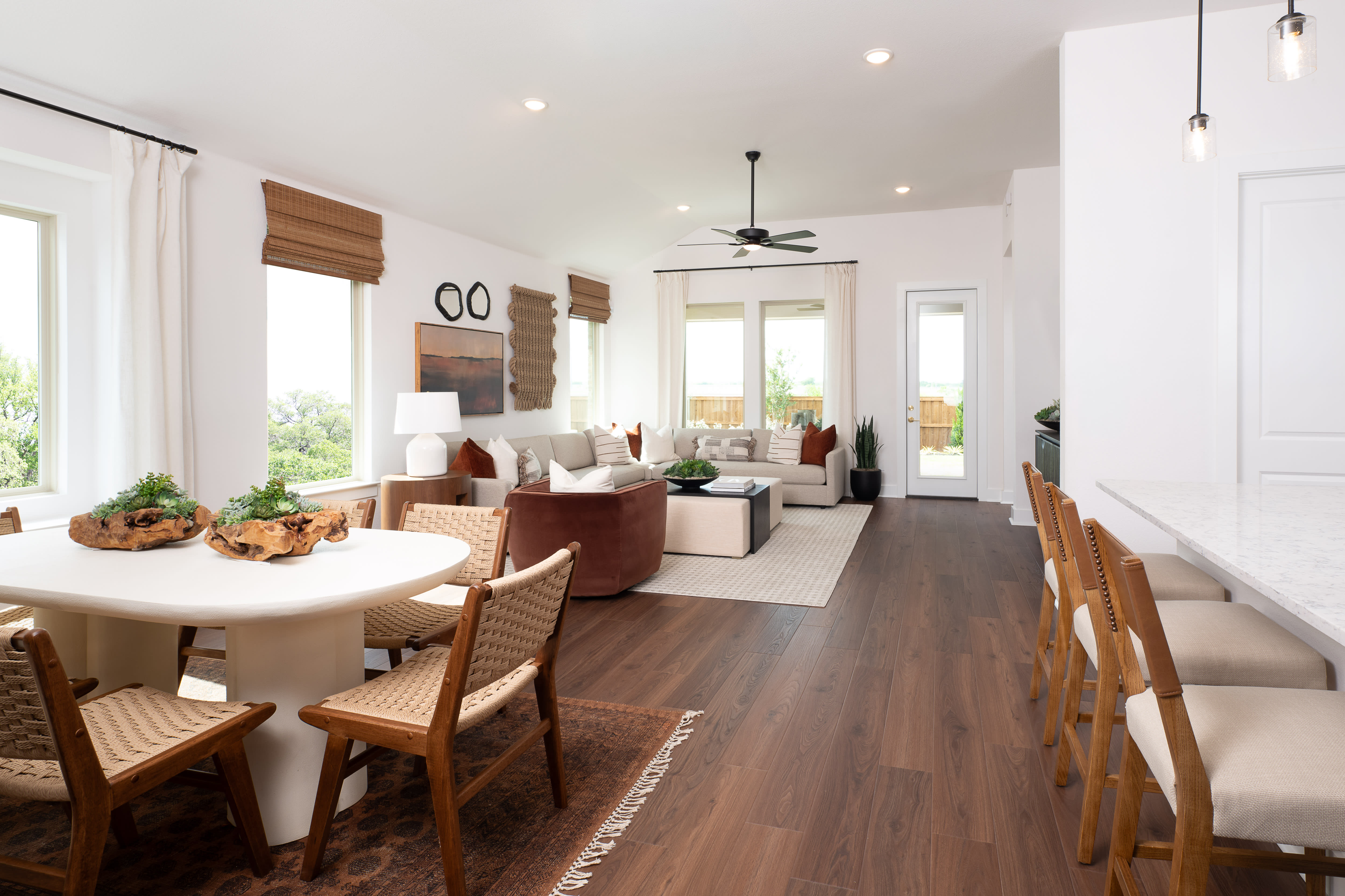 Savannah at 300 Benedetta Lane, Fort Worth, Texas: photo 2