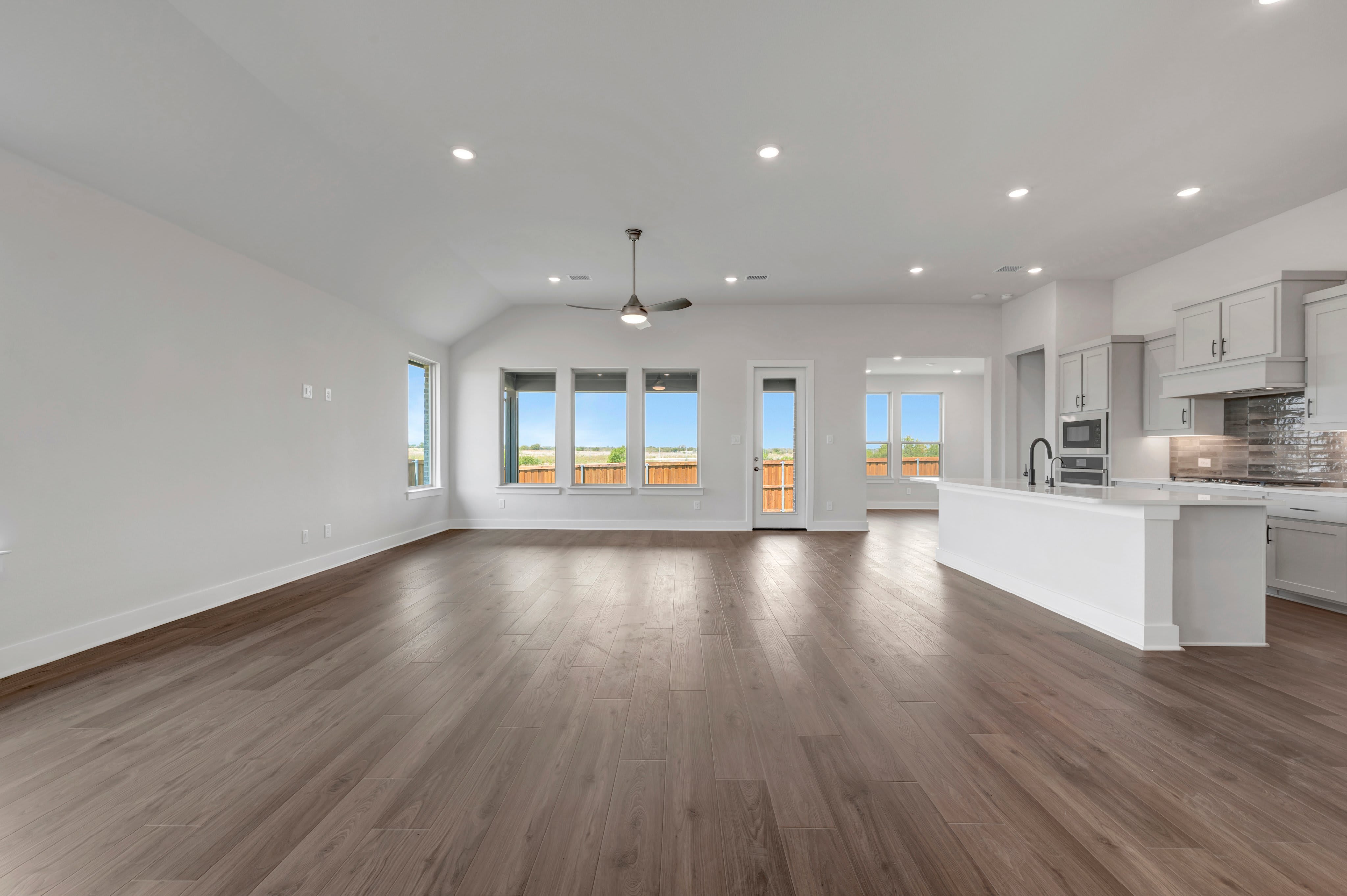 Cameron at 344 Kathryn Drive, Fort Worth, Texas: photo 2