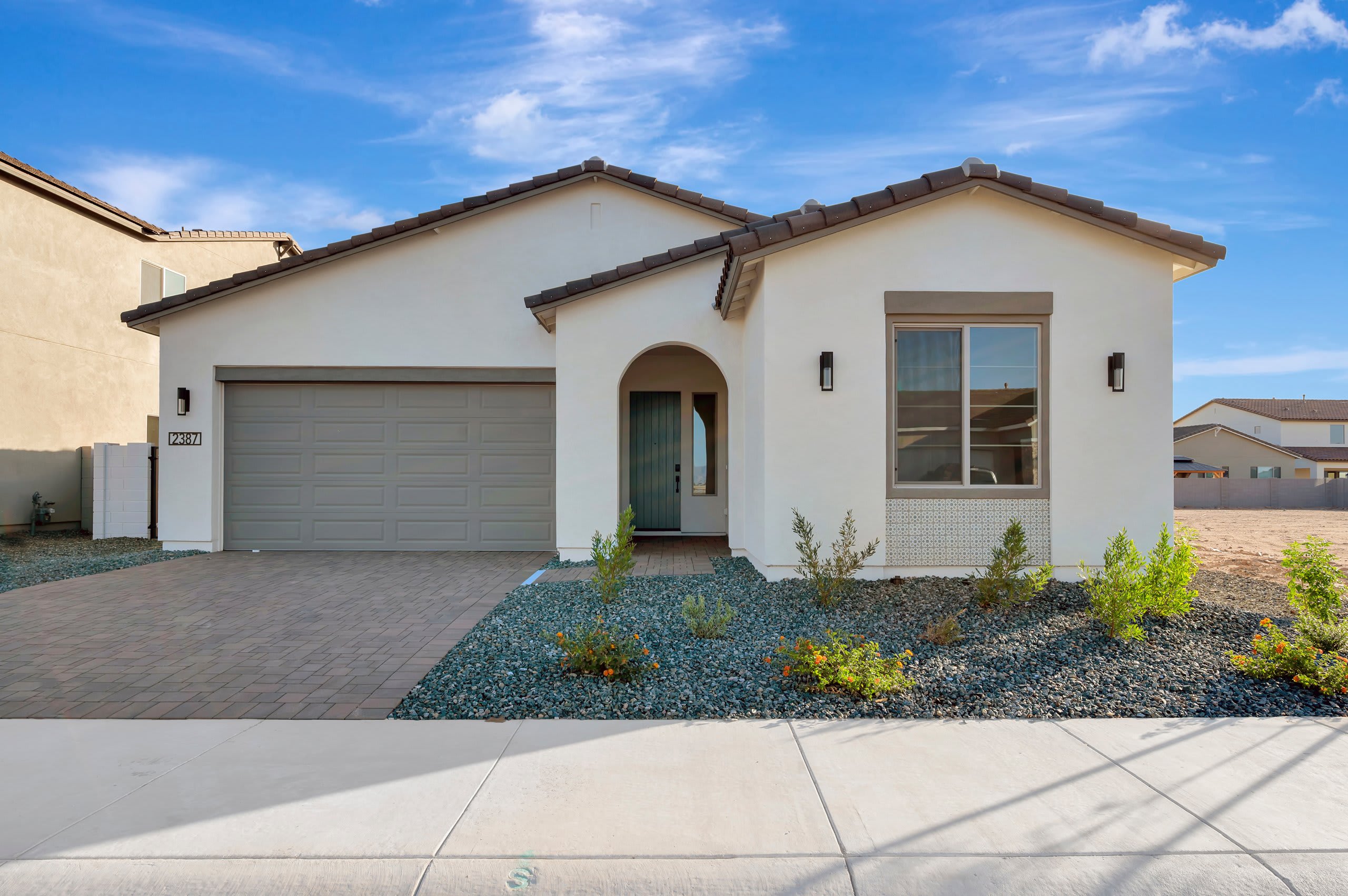 2387 E Leccino Dr exterior