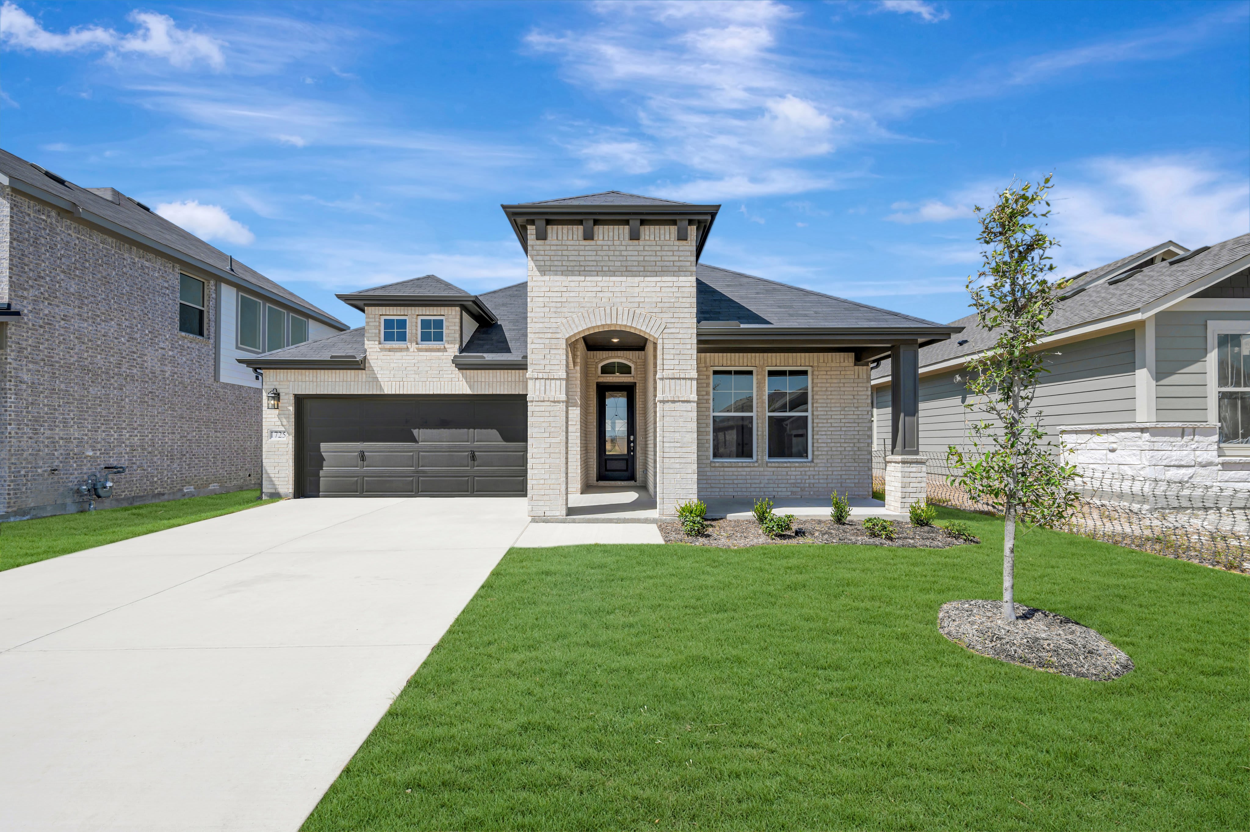1725 Willow Patch Drive exterior